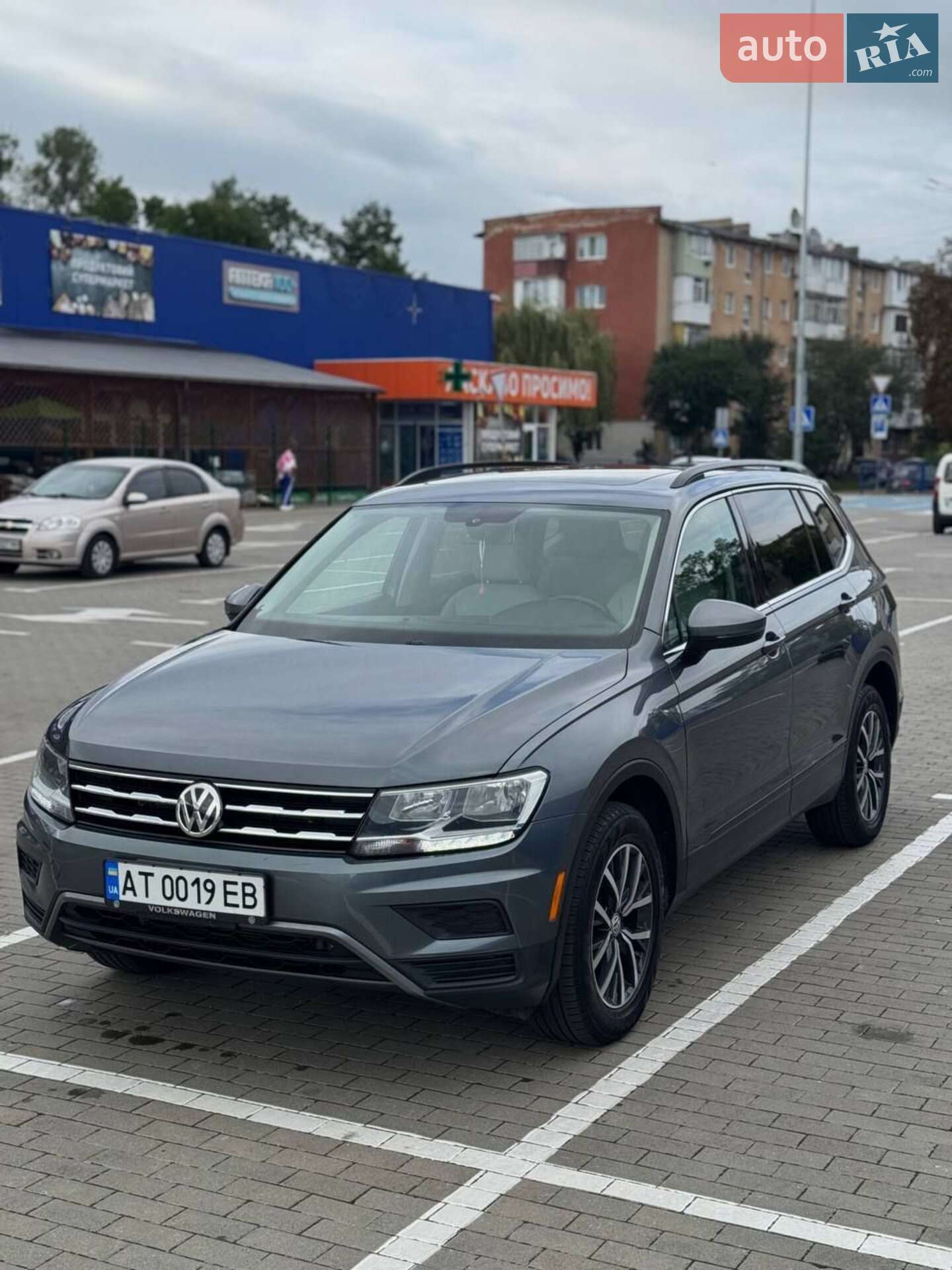 VOLKSWAGEN TIGUAN 2019