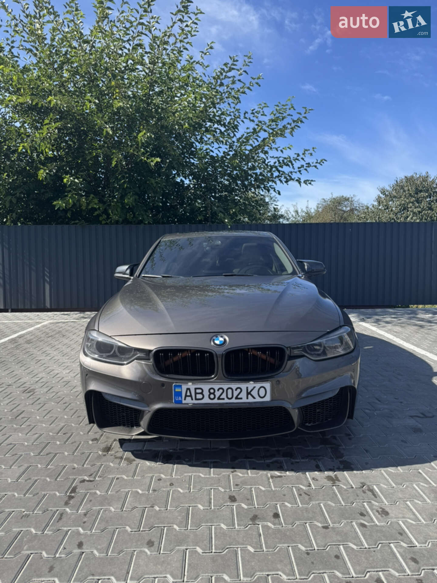 Головне фото звіту автомобіля BMW 320D 2013