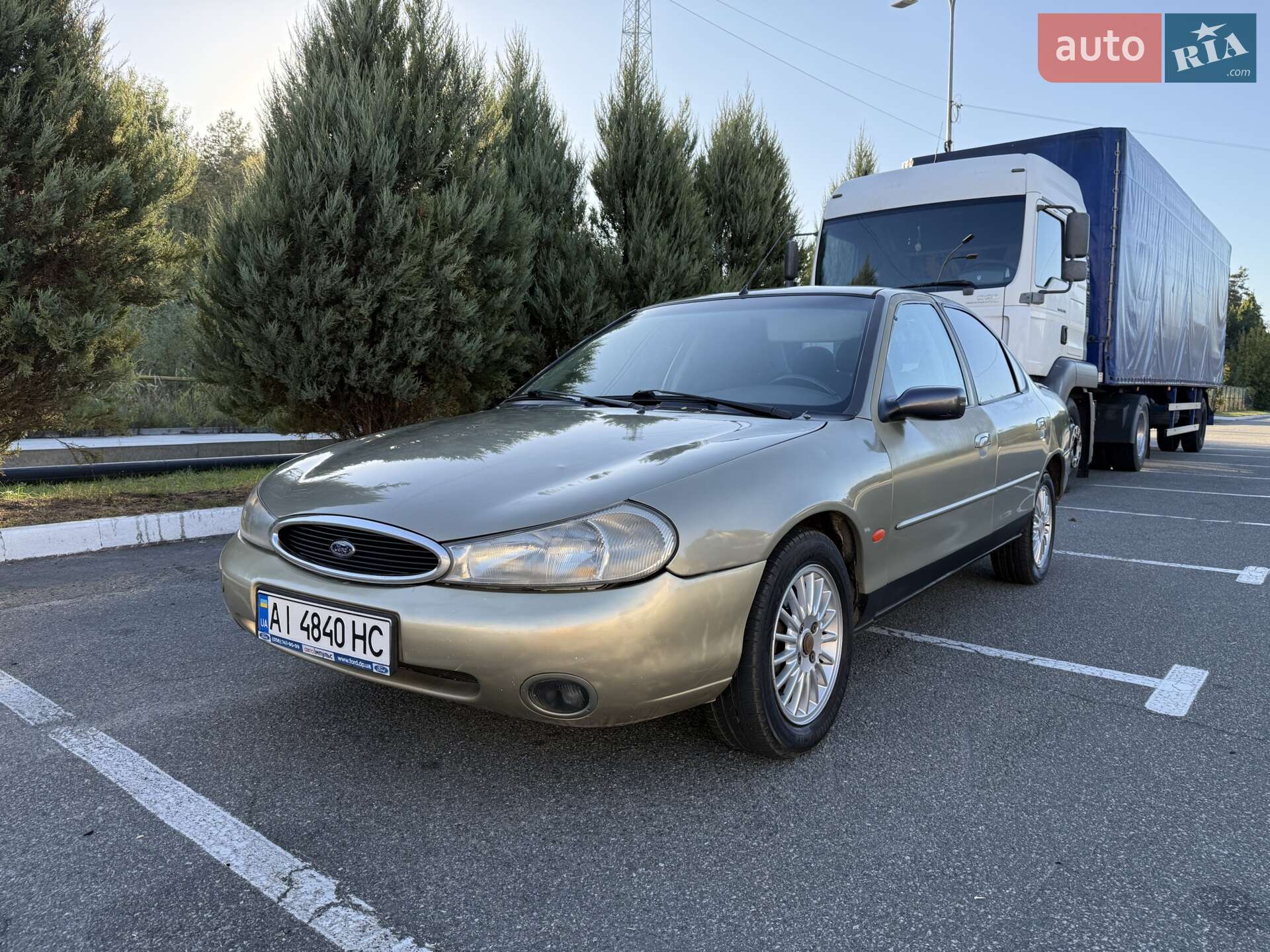 Головне фото звіту автомобіля FORD MONDEO 2000