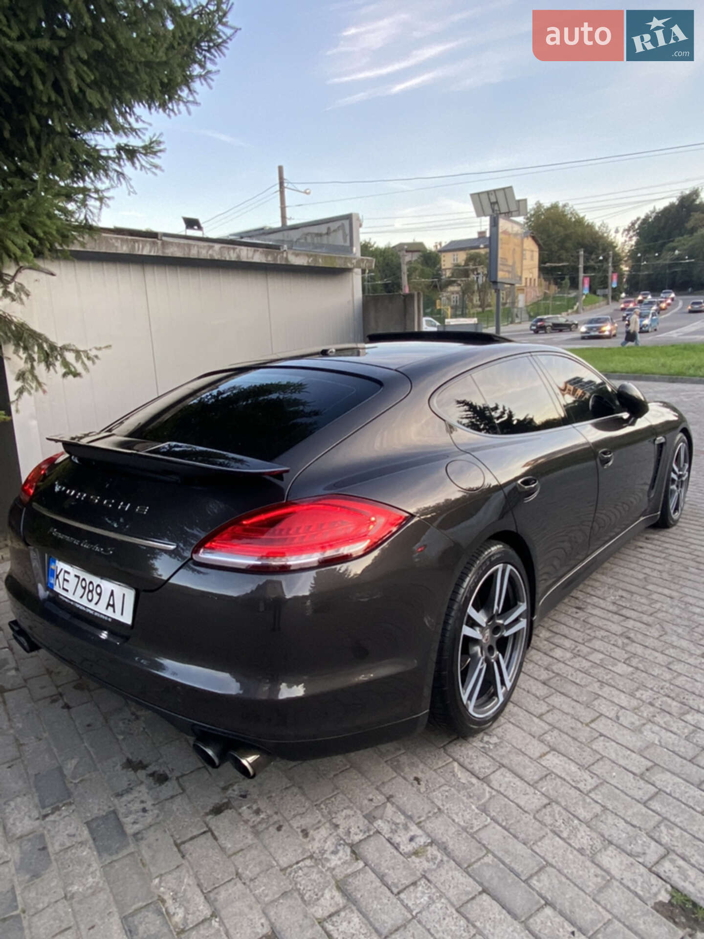 PORSCHE PANAMERA 2011