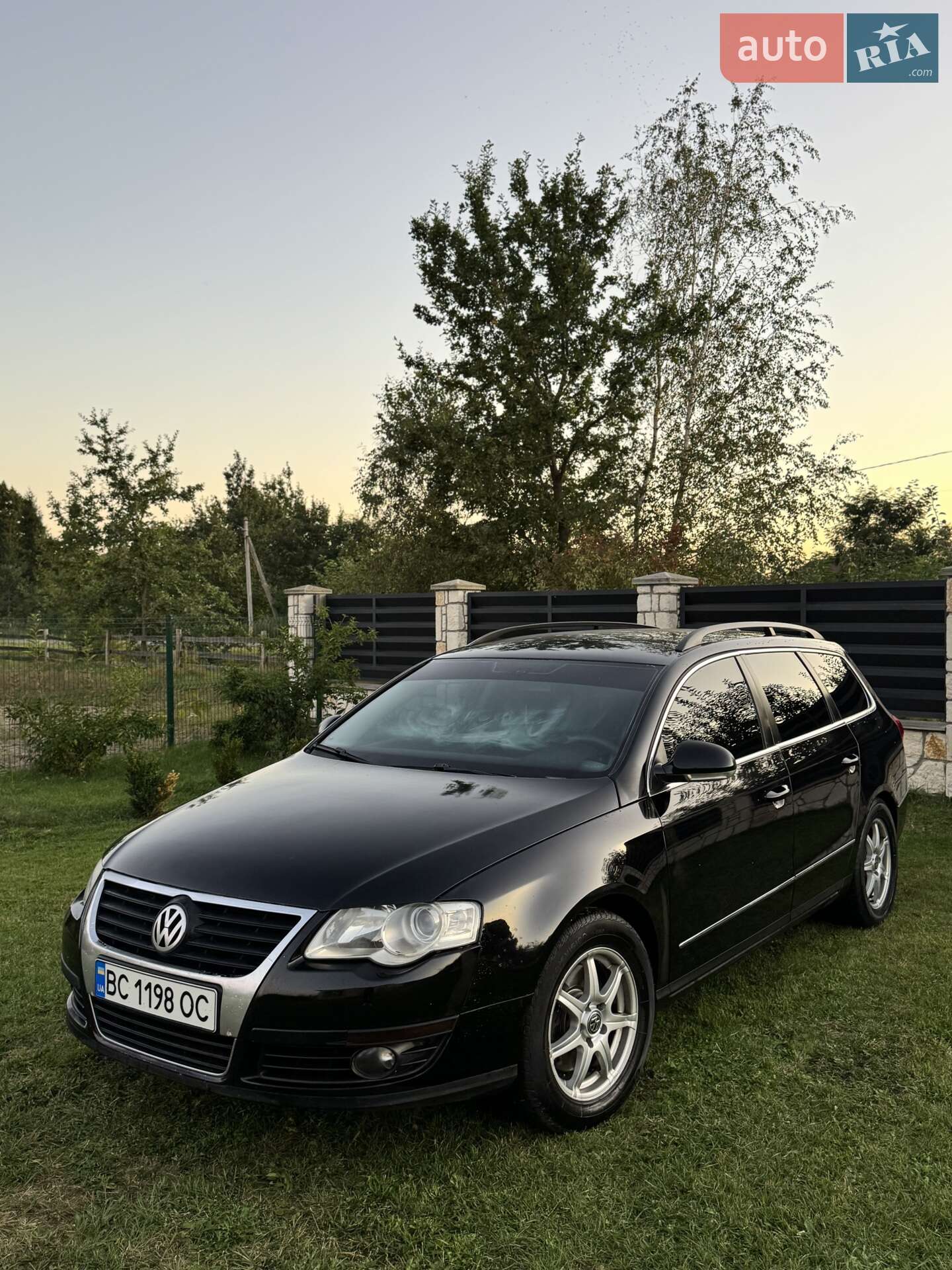 VOLKSWAGEN PASSAT 2010