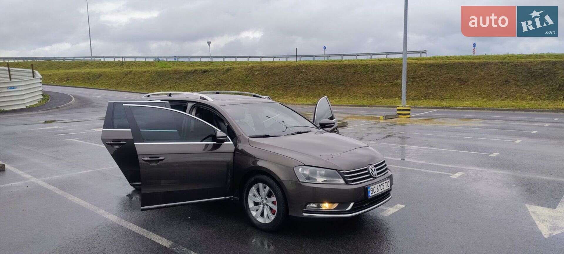 VOLKSWAGEN PASSAT 2014