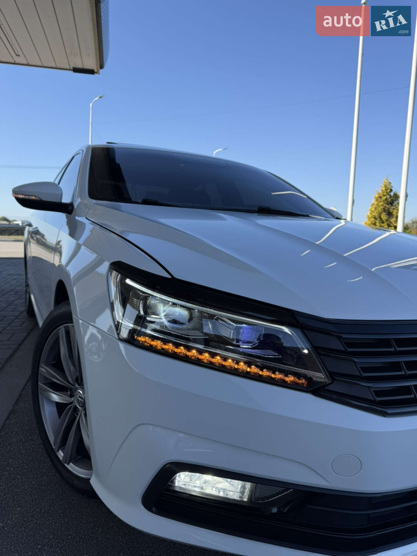 VOLKSWAGEN PASSAT 2017