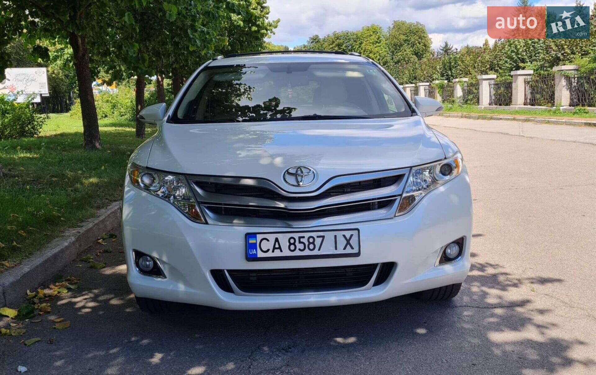 Головне фото звіту автомобіля TOYOTA VENZA 2013