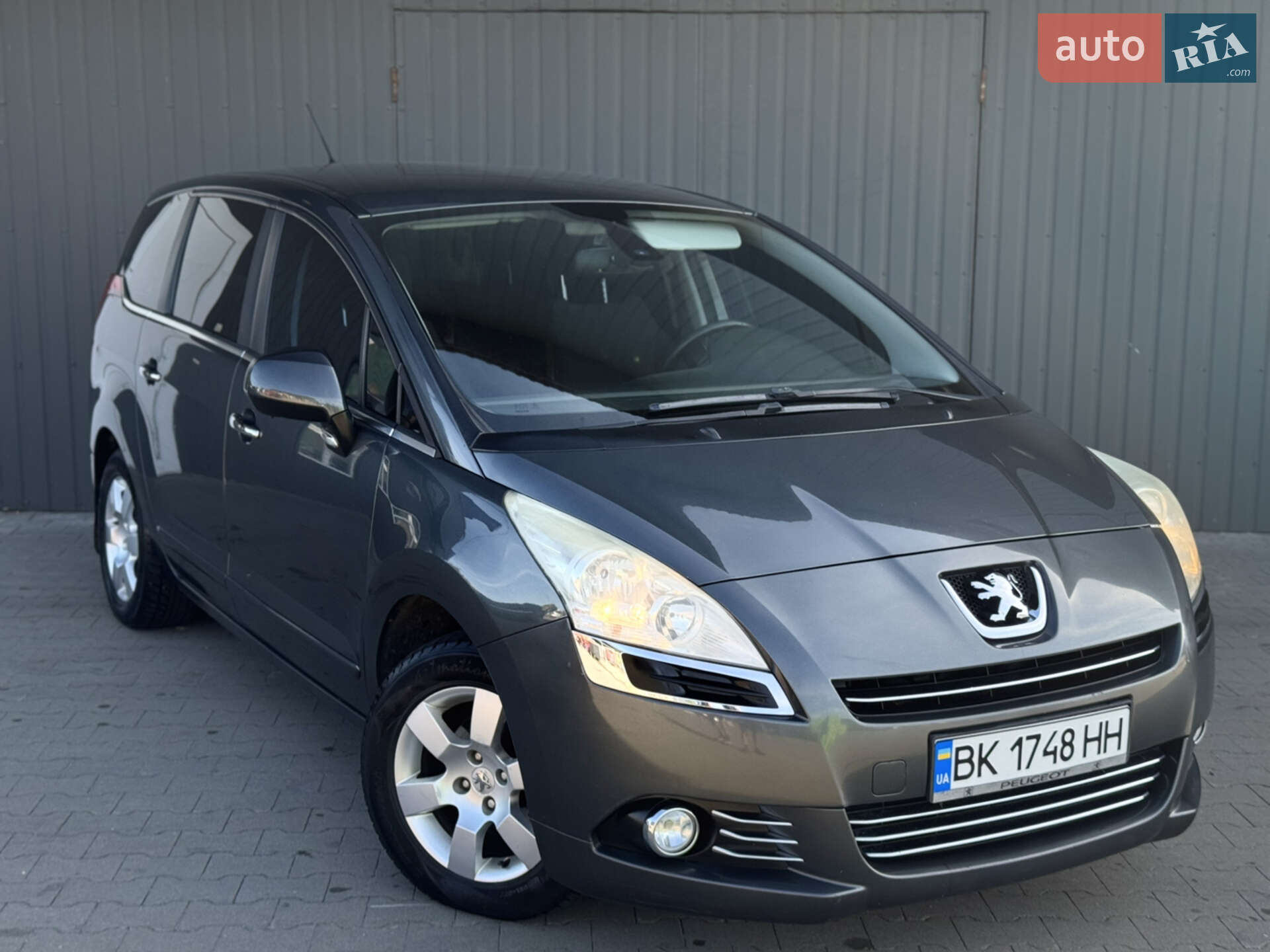 PEUGEOT 5008 2009
