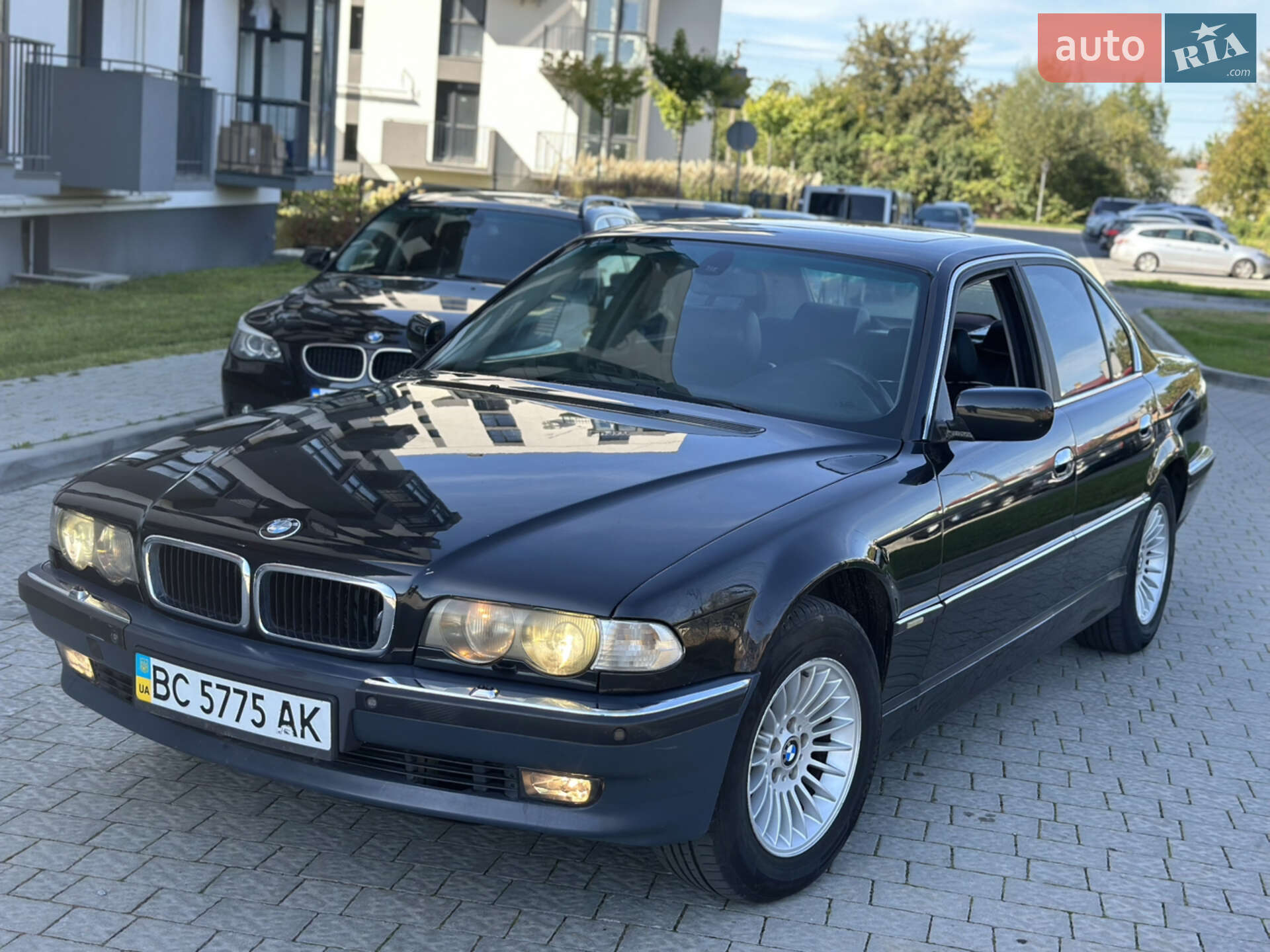 Головне фото звіту автомобіля BMW 730 2001