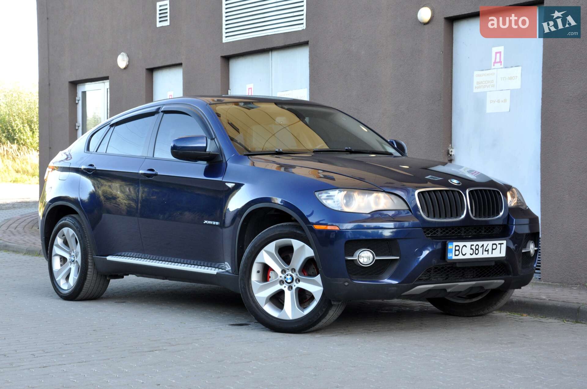 BMW X6 2011