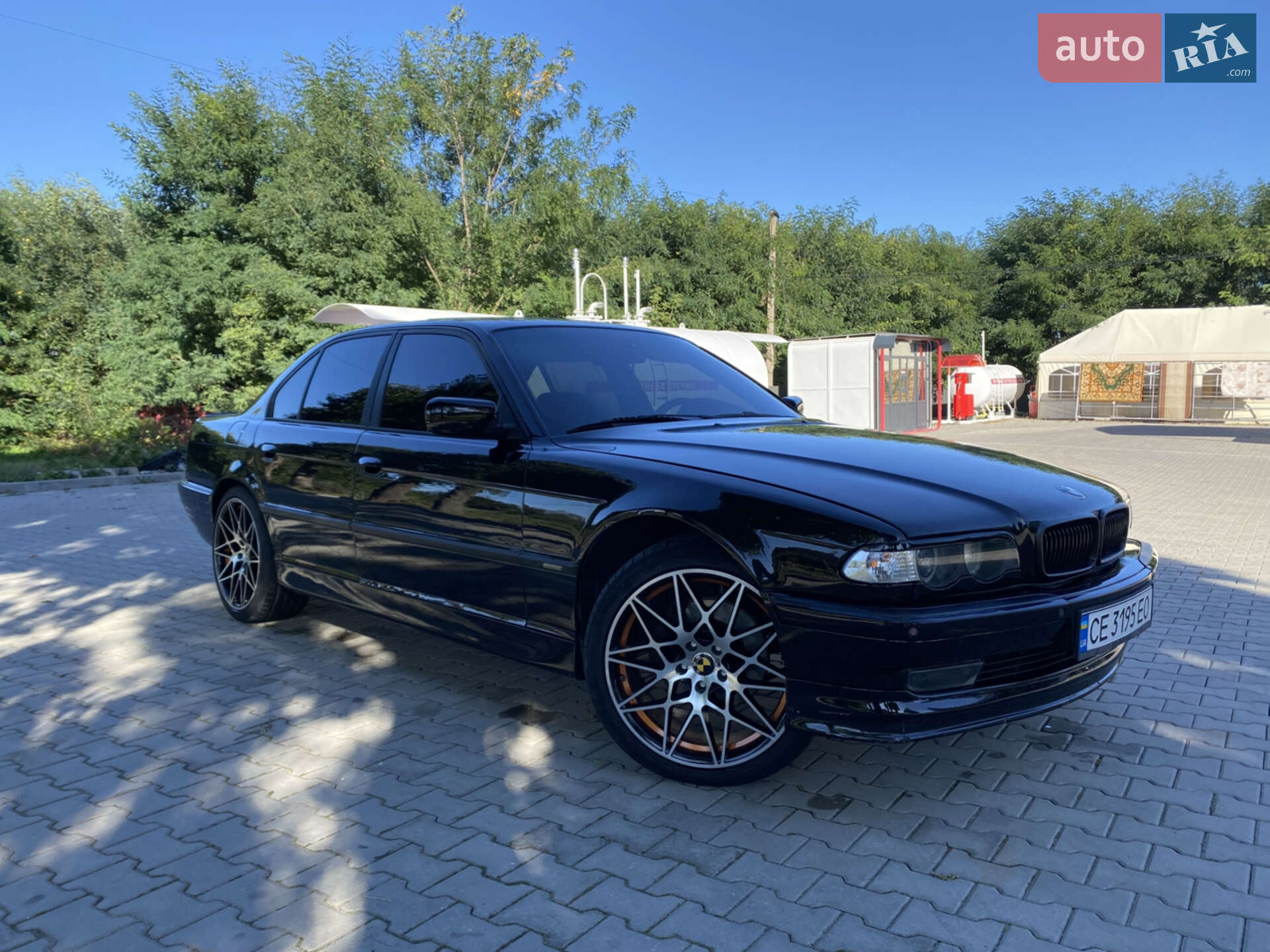 BMW 740 2000