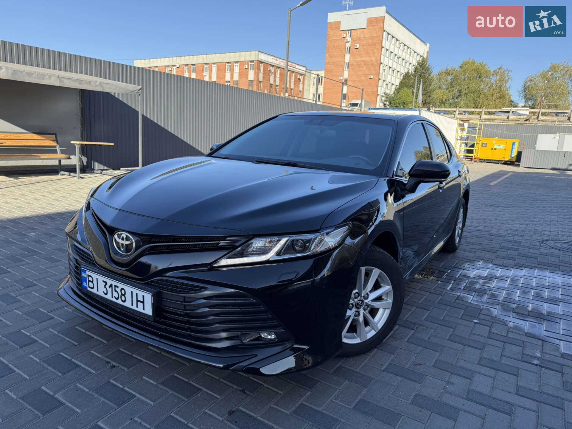 TOYOTA CAMRY