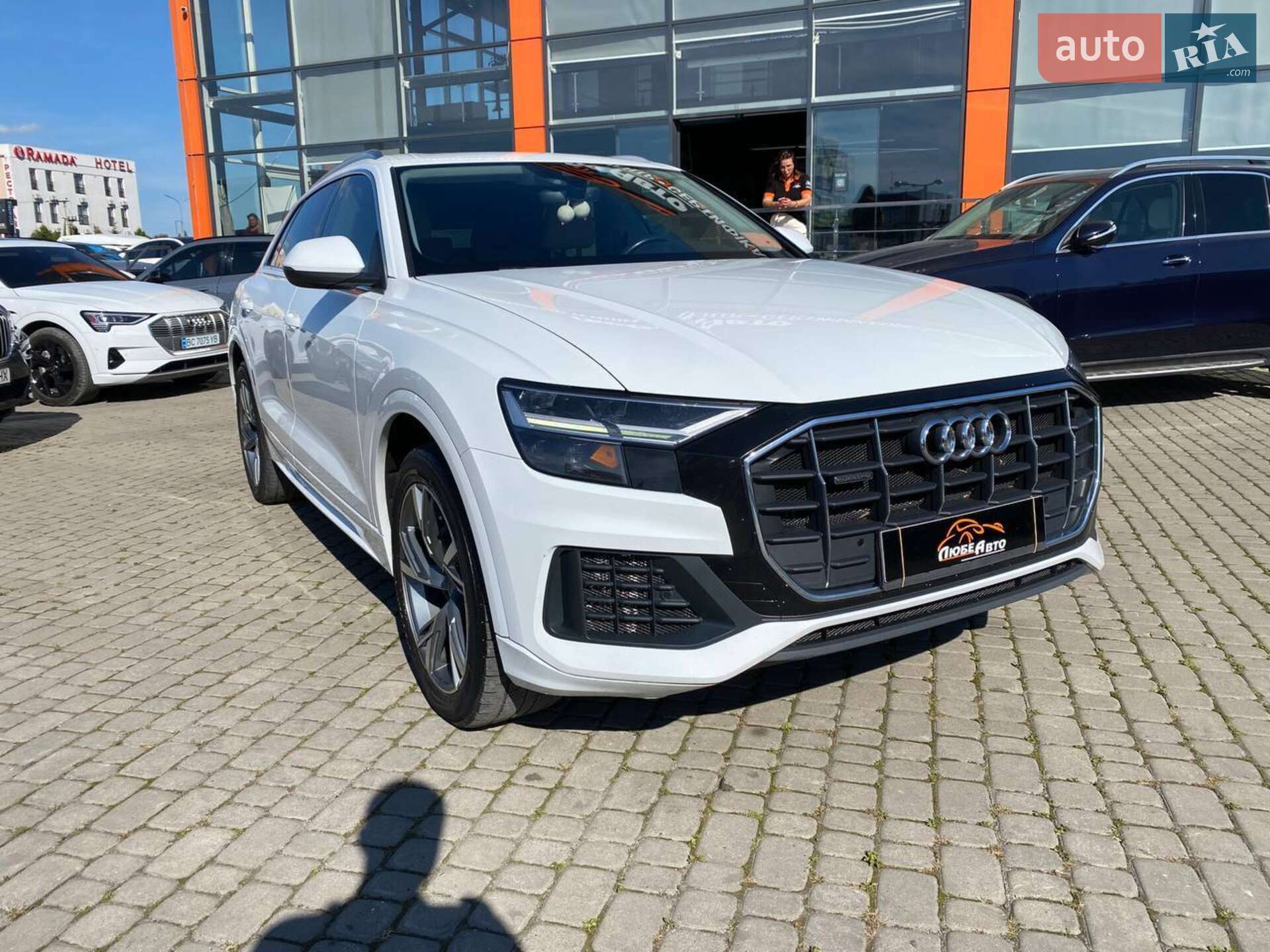 AUDI Q8 2018