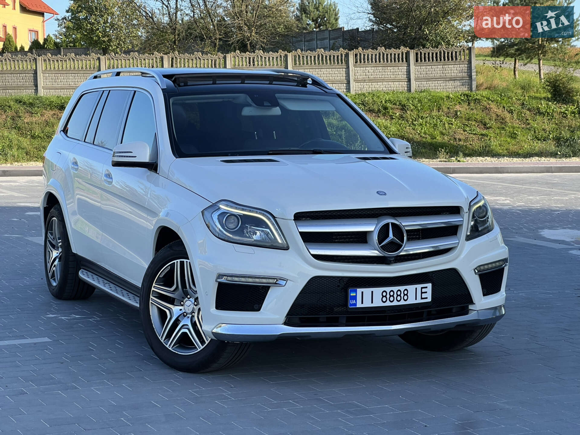 MERCEDES-BENZ GL 350