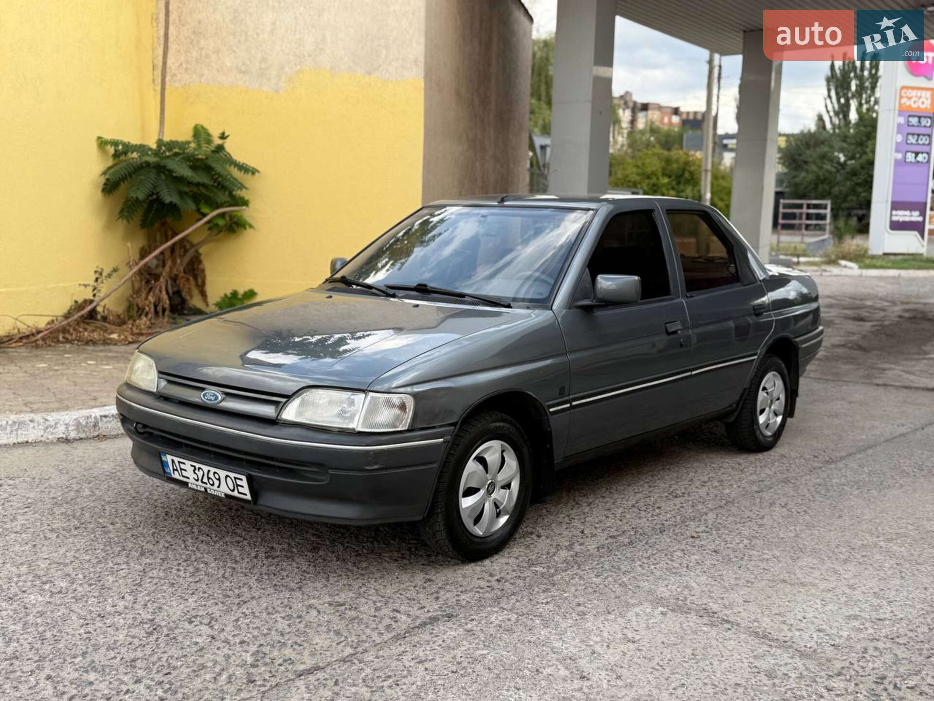 FORD ORION 1992