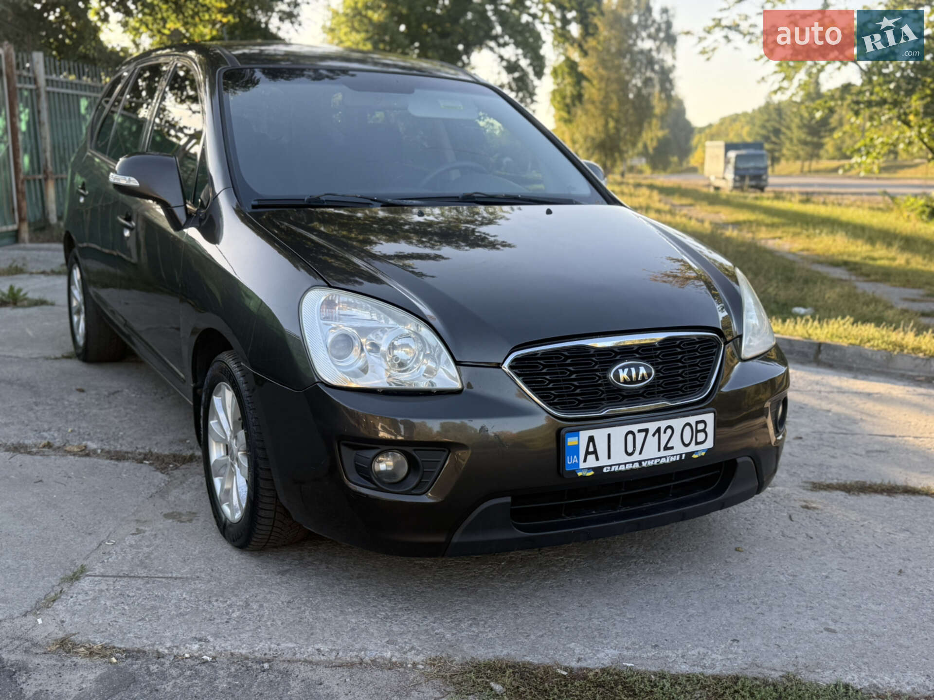 Kia Carens 2011