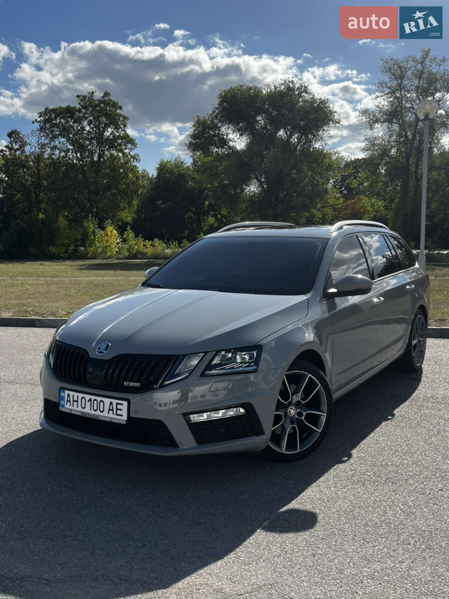 Головне фото звіту автомобіля SKODA OCTAVIA 2018