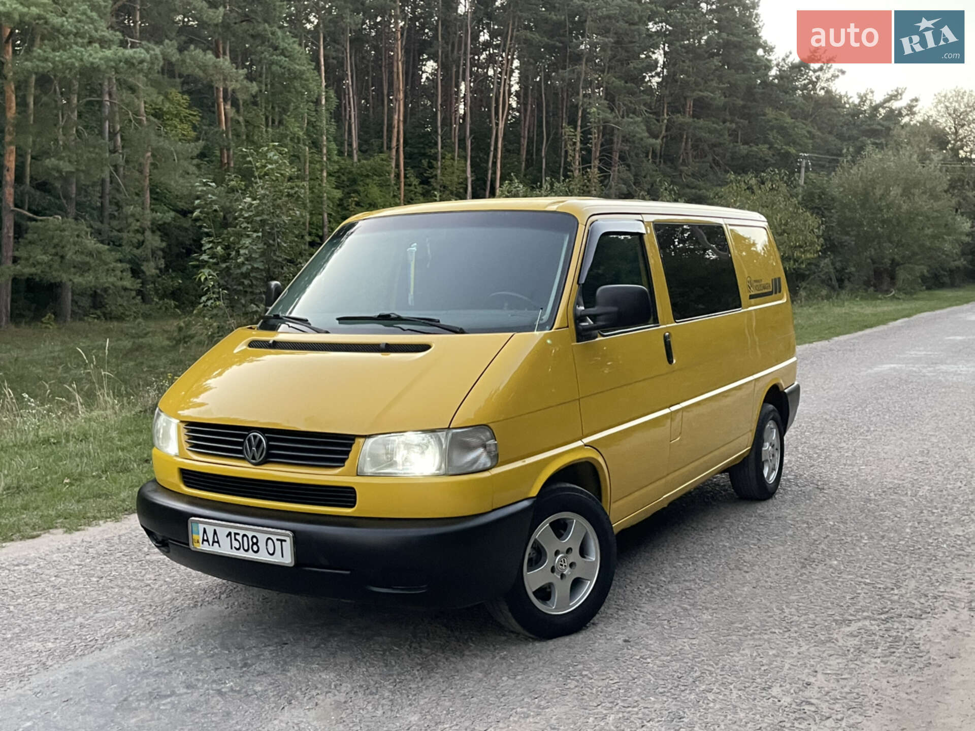 VOLKSWAGEN TRANSPORTER 2002