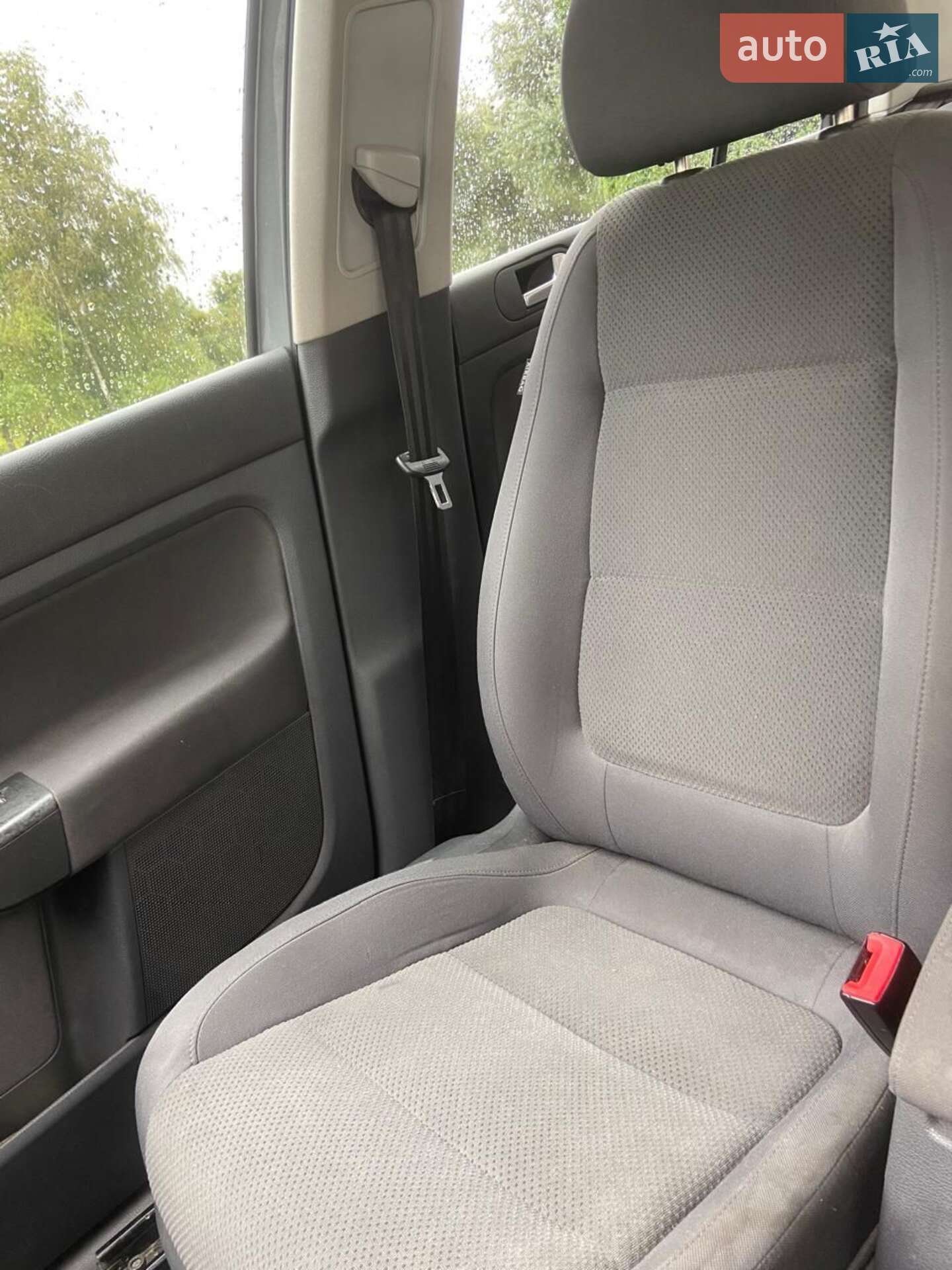VOLKSWAGEN GOLF 2005