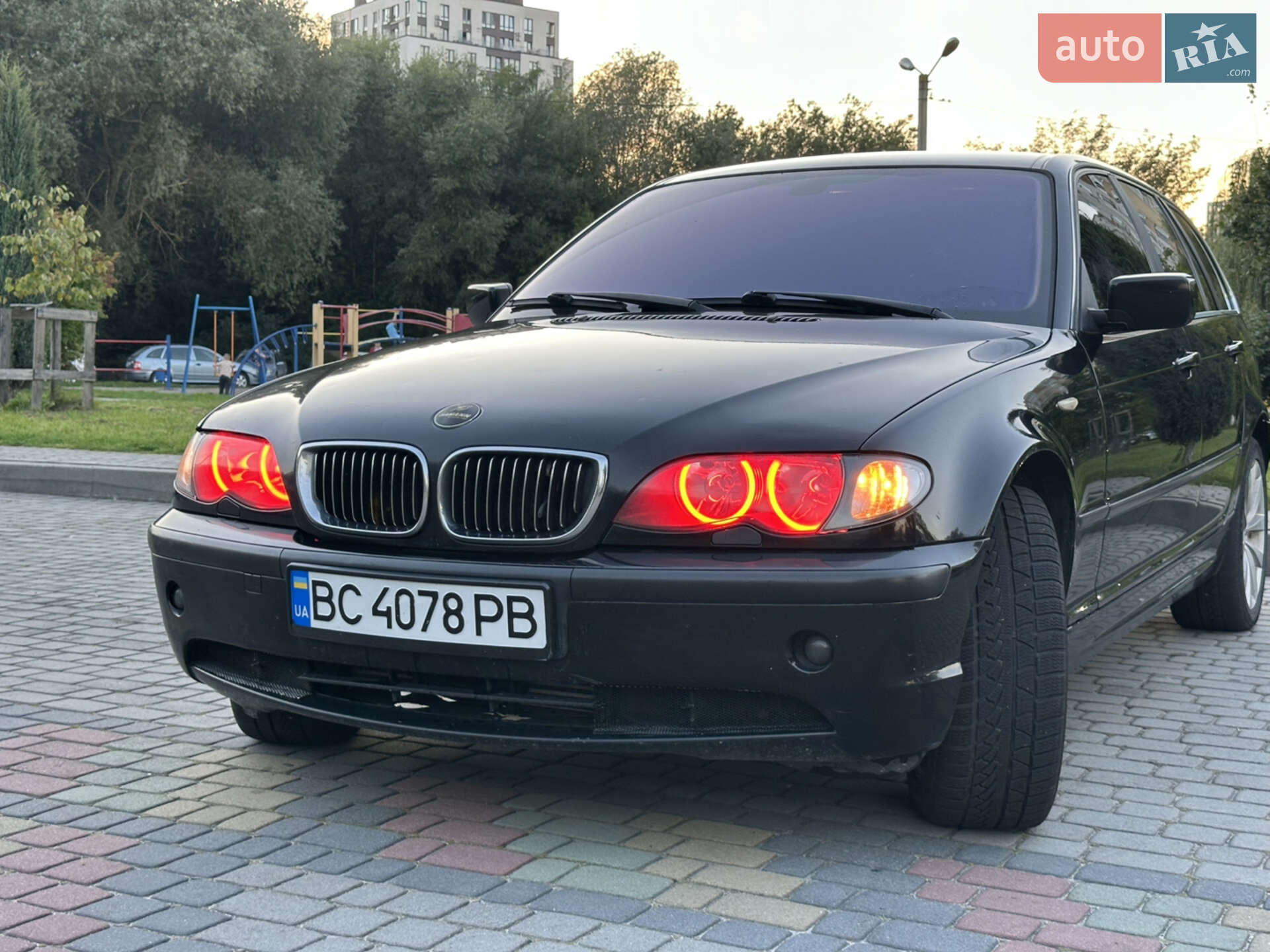 BMW 3 Series 2004