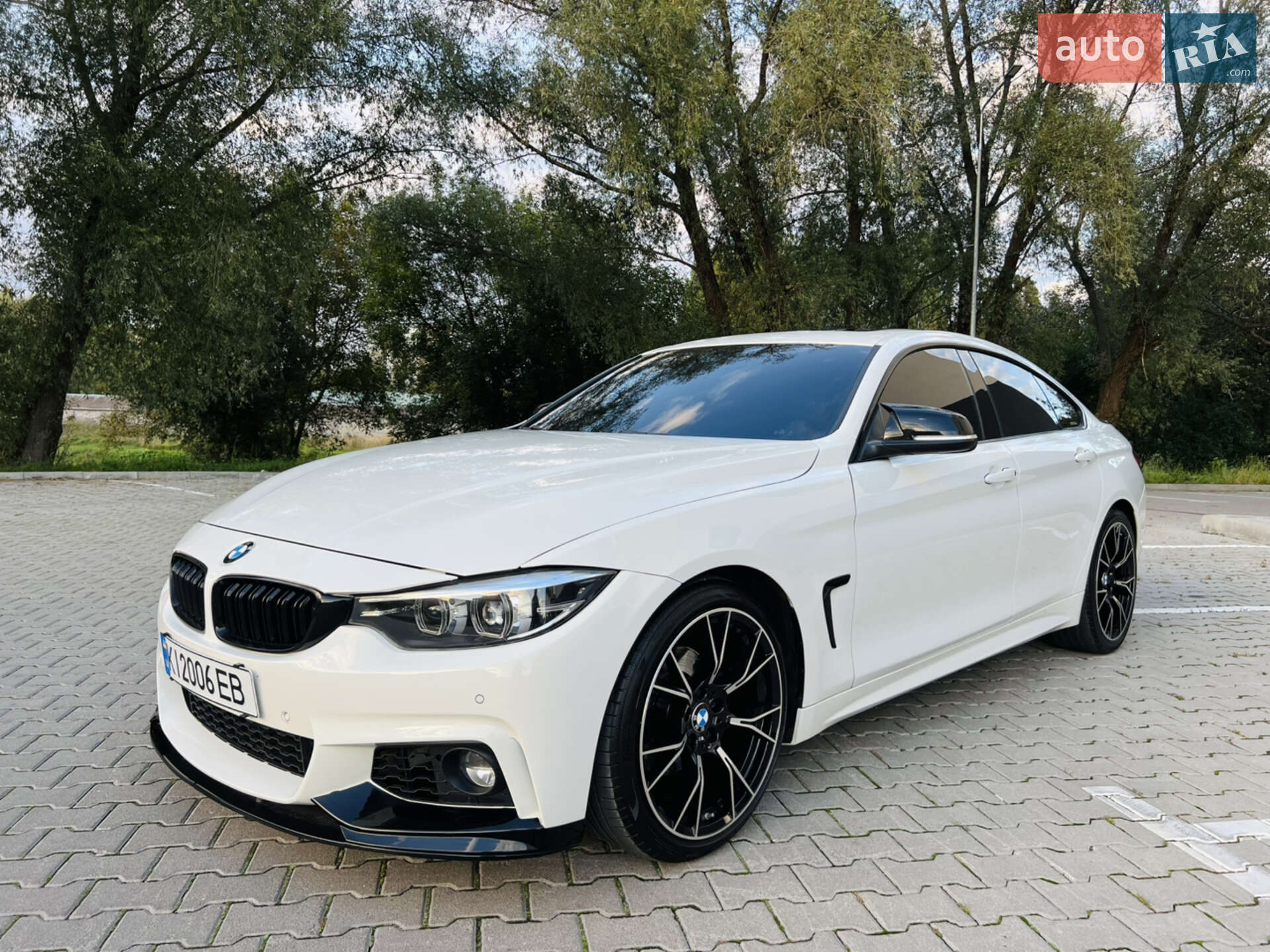 Головне фото звіту автомобіля BMW 430I 2017