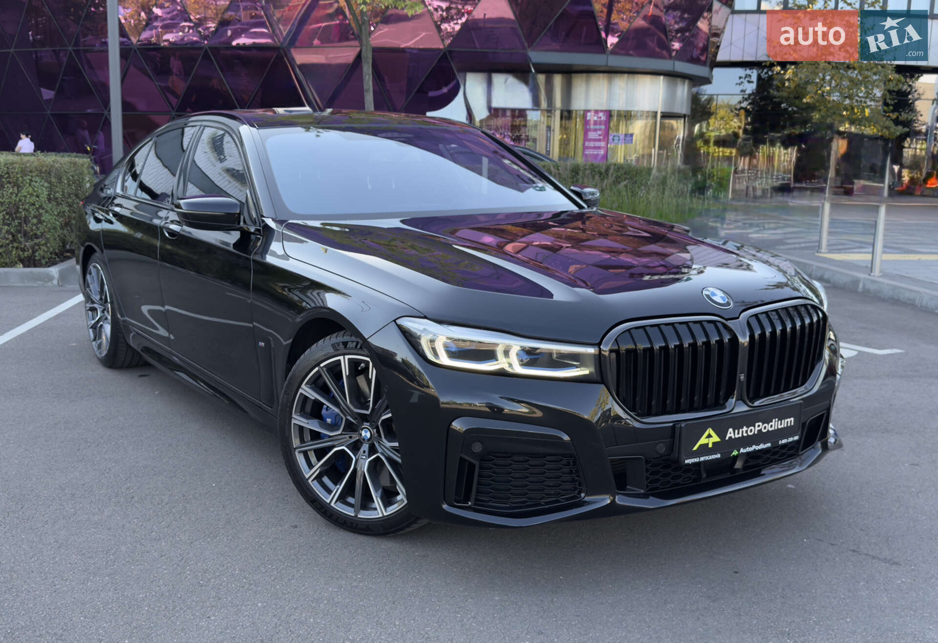 Головне фото звіту автомобіля BMW 740D XDRIVE 2022