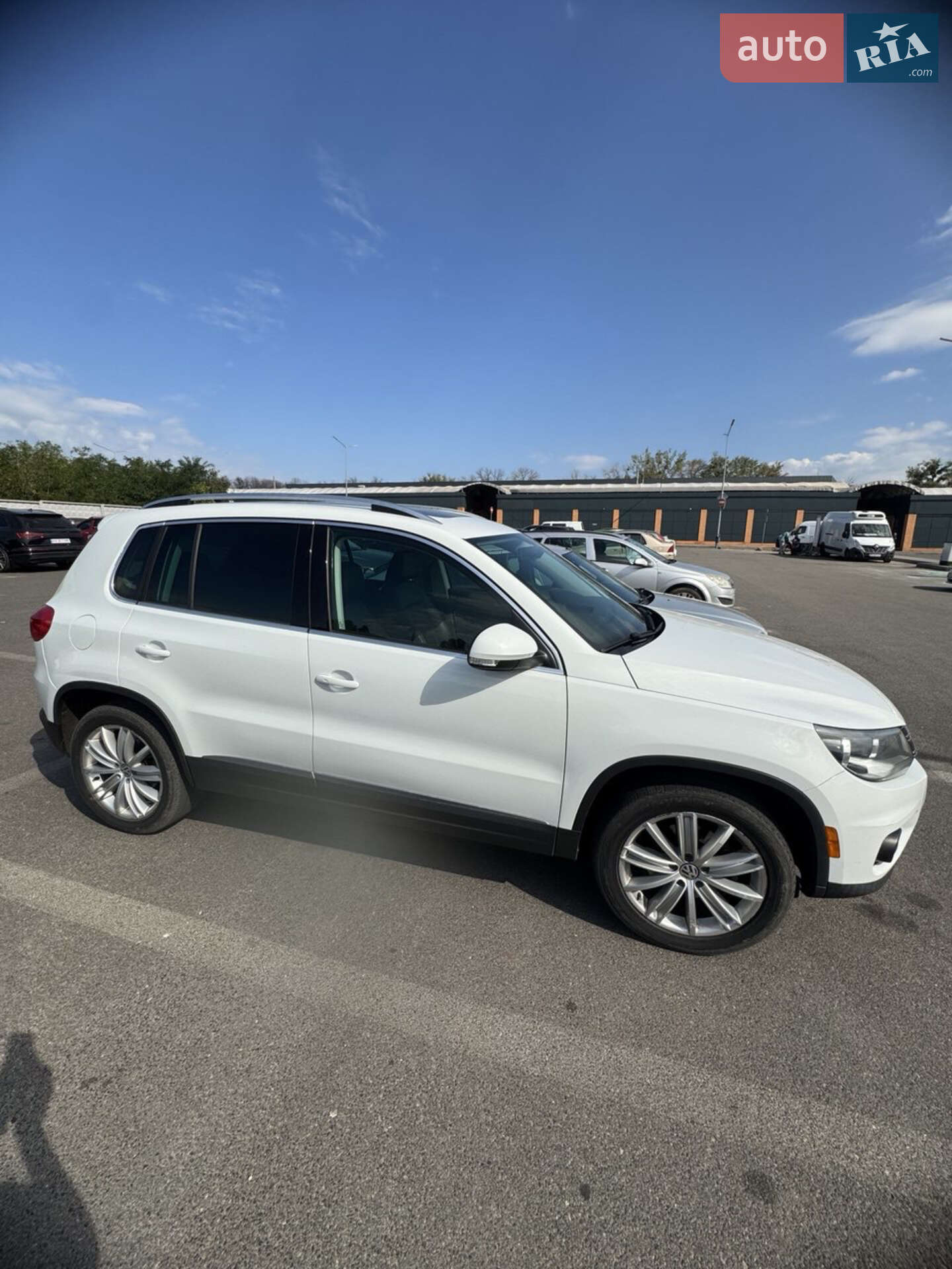 VOLKSWAGEN TIGUAN 2015