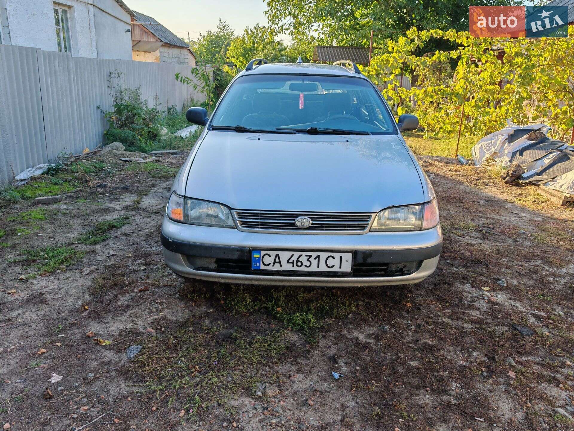 TOYOTA CARINA E 1997