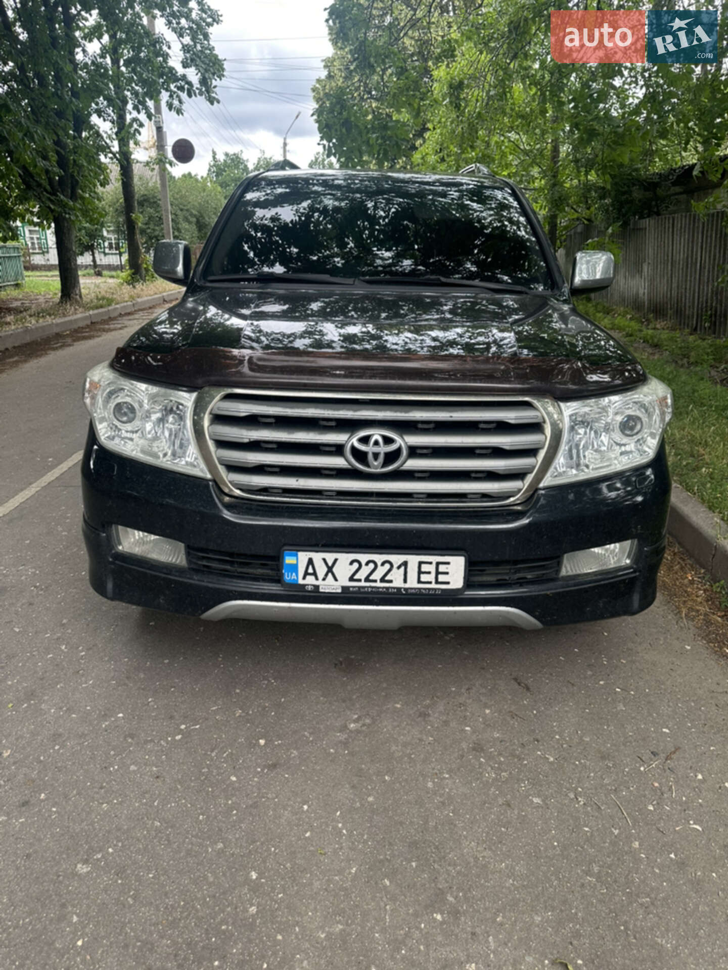 TOYOTA LAND CRUISER 200