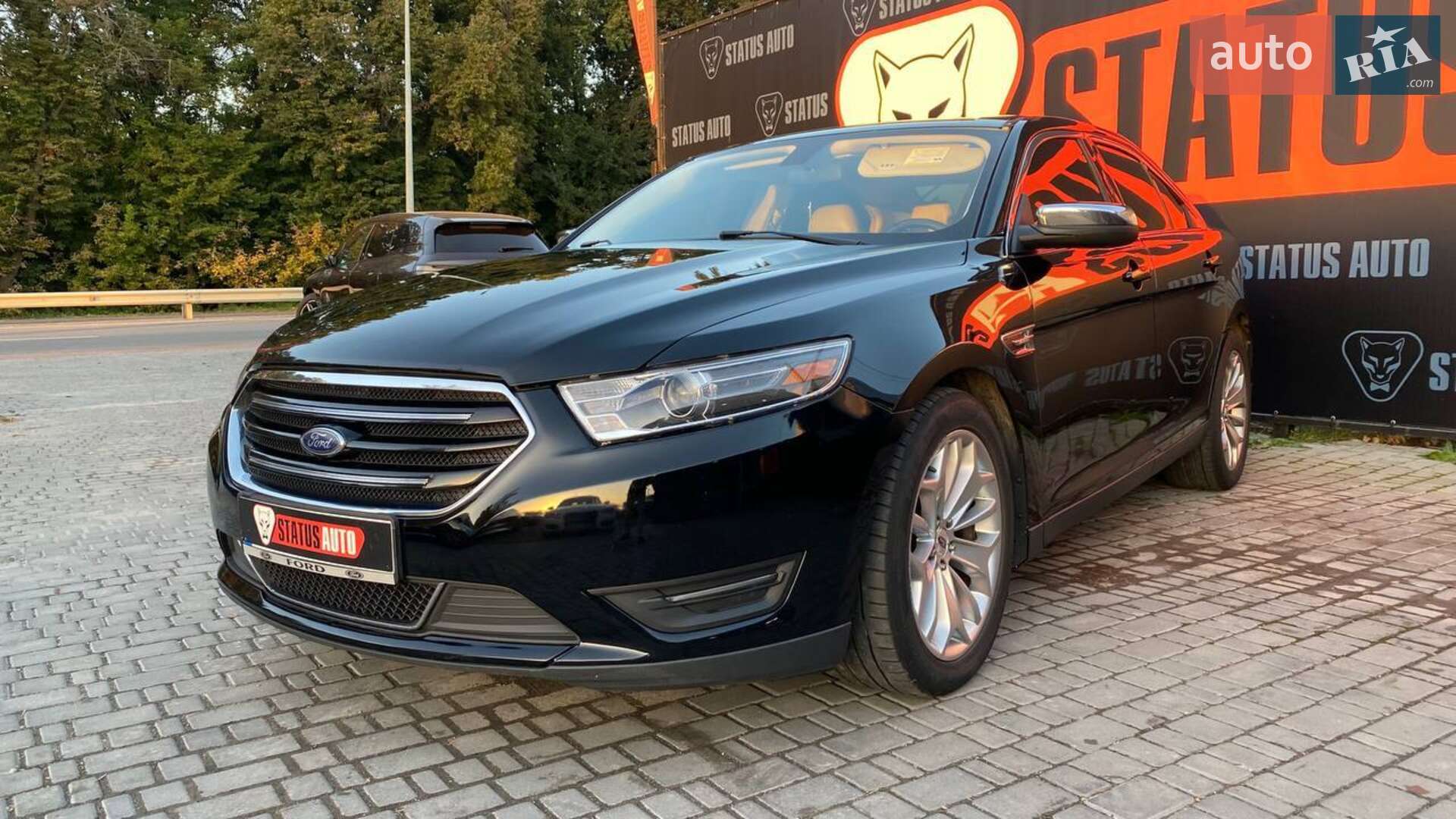 Ford Taurus 2017