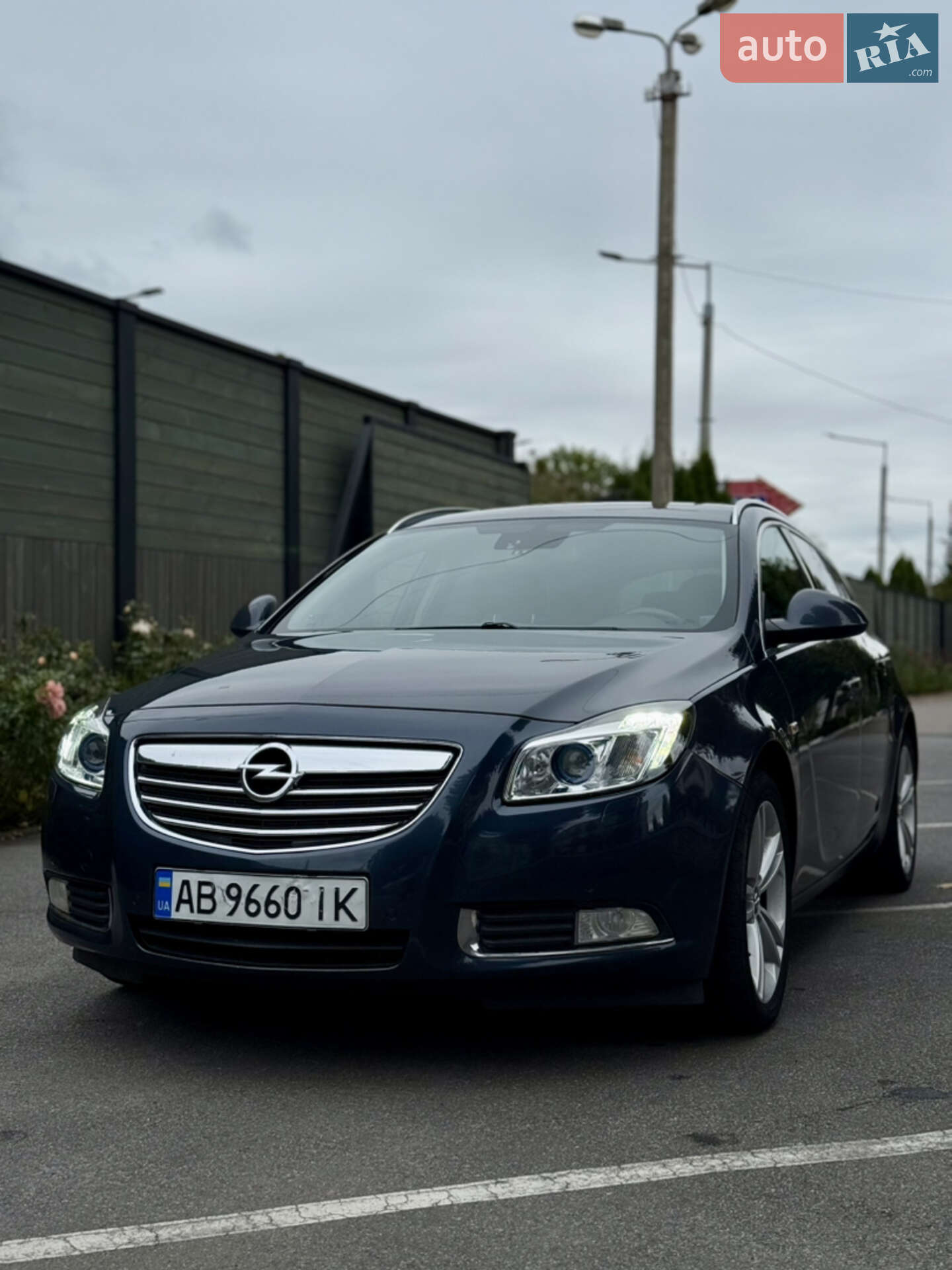 Головне фото звіту автомобіля OPEL INSIGNIA 2009
