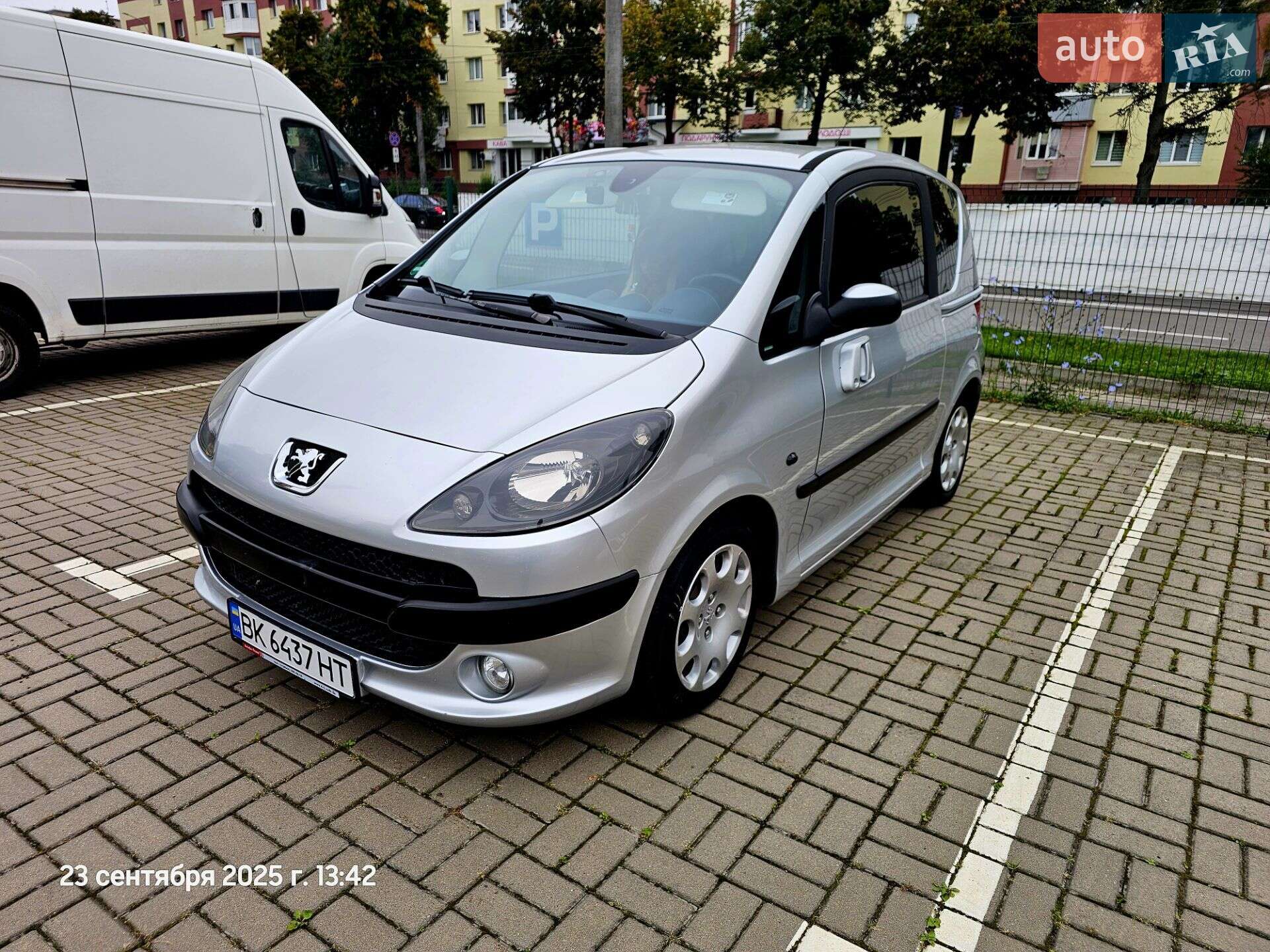 PEUGEOT 1007 2005