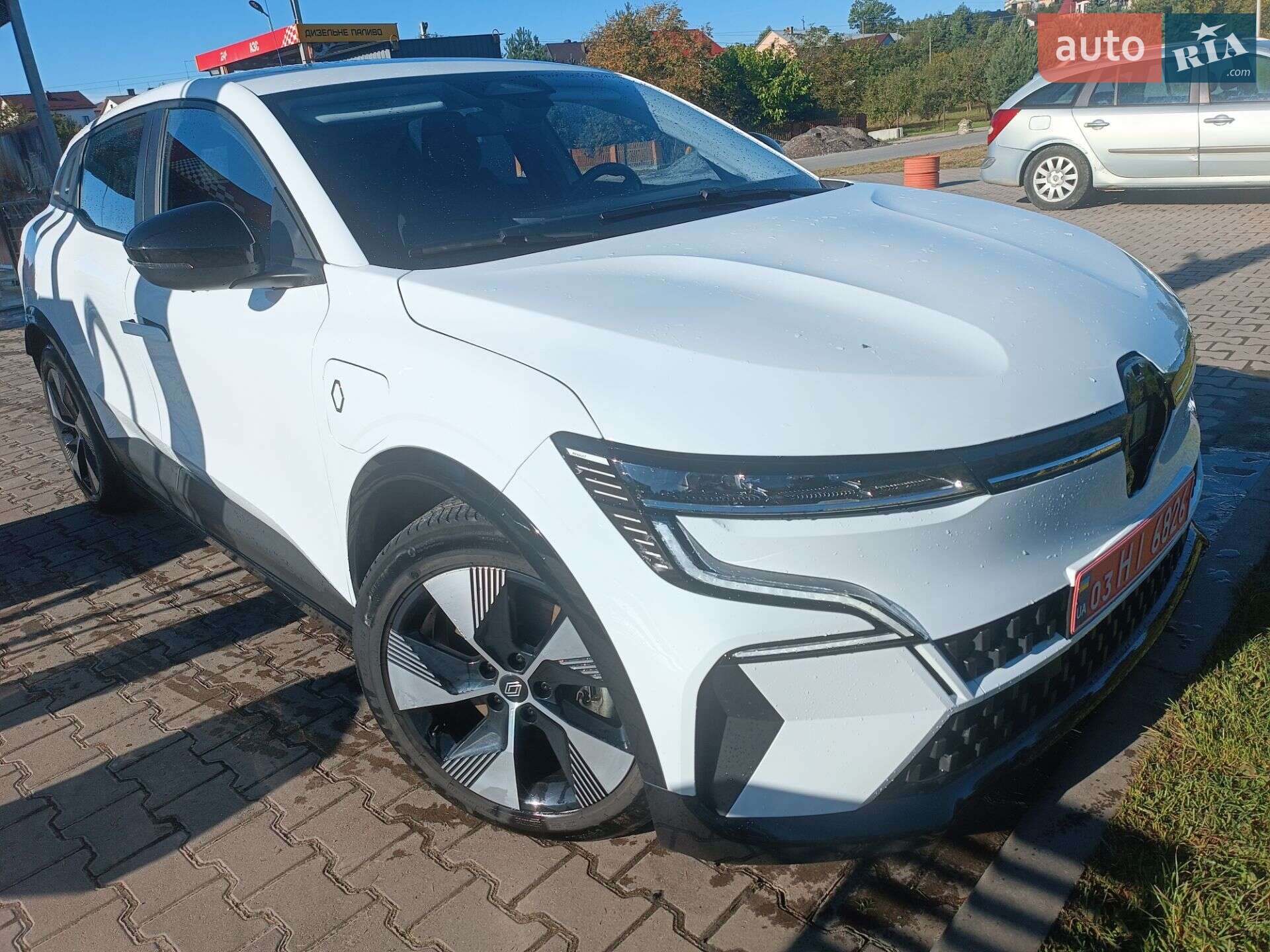 RENAULT MEGANE E-TECH 2023