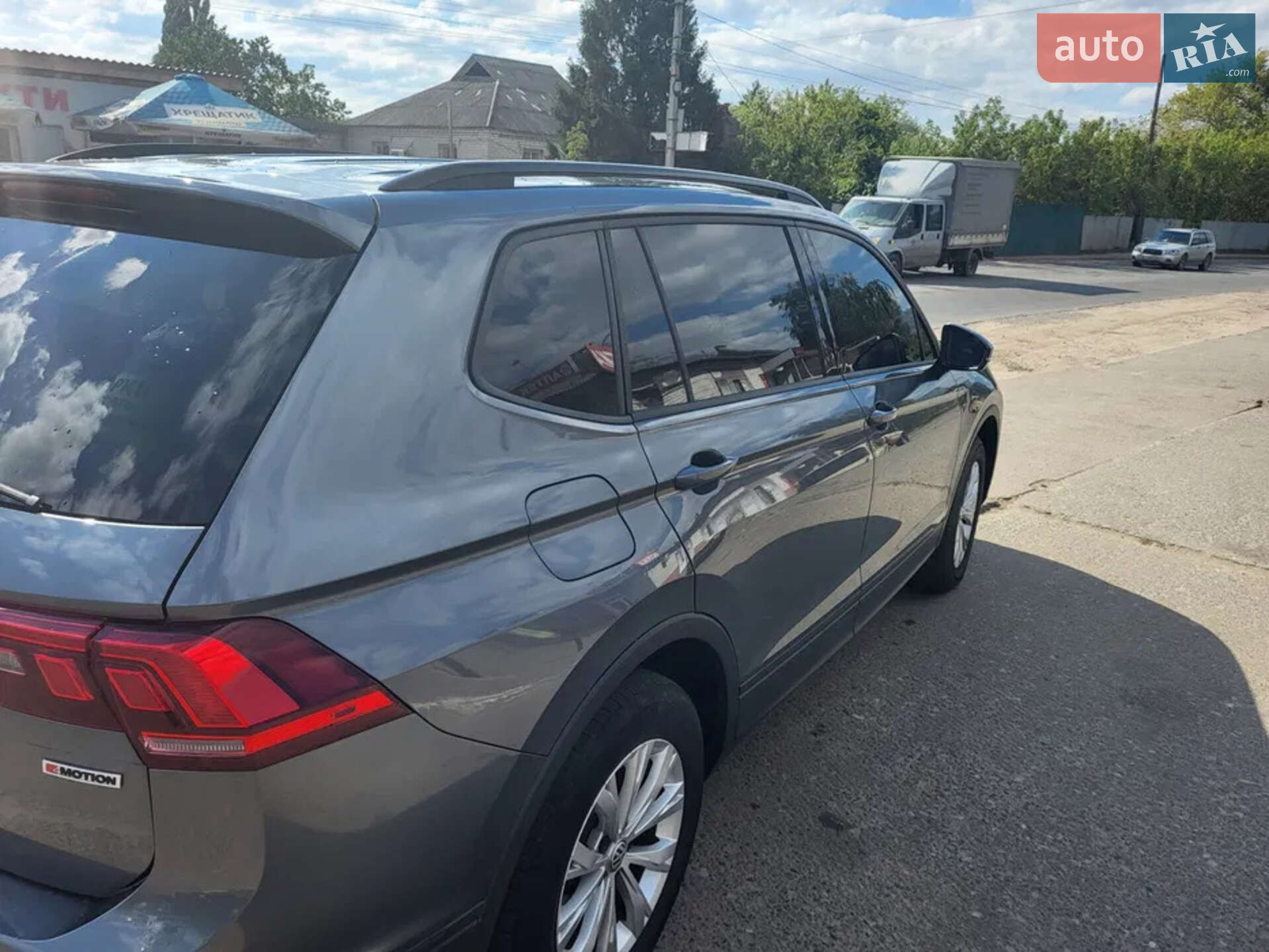 VOLKSWAGEN TIGUAN 2017