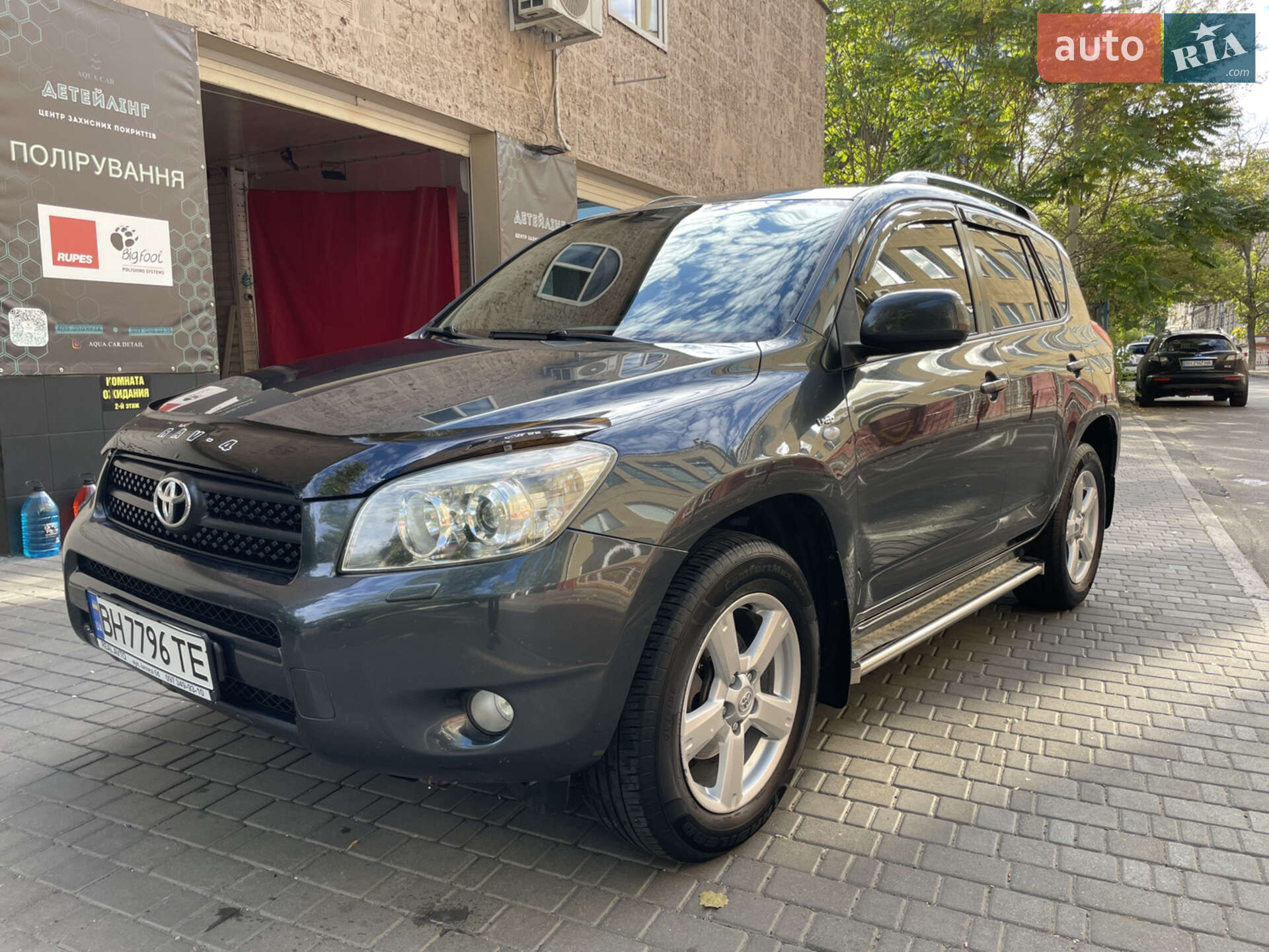 TOYOTA RAV4 2010