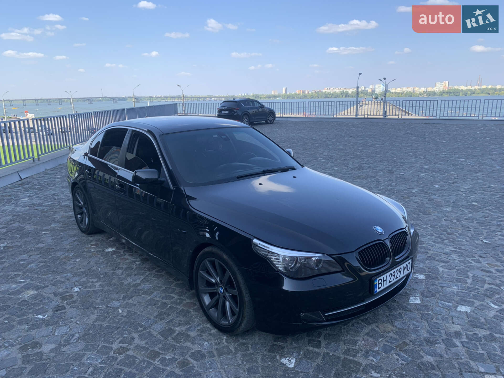 Головне фото звіту автомобіля BMW 523I 2007