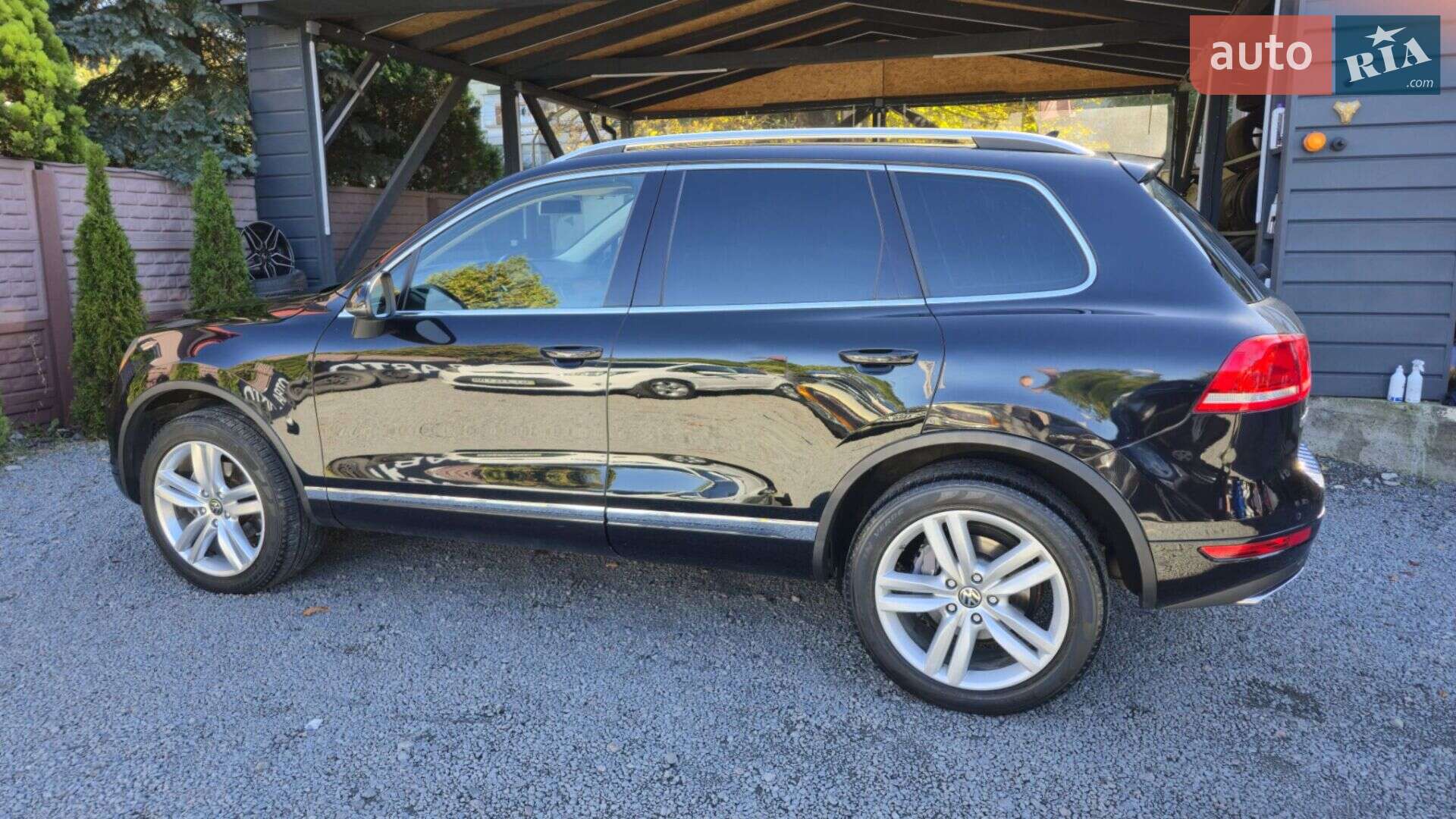 VOLKSWAGEN TOUAREG 2011