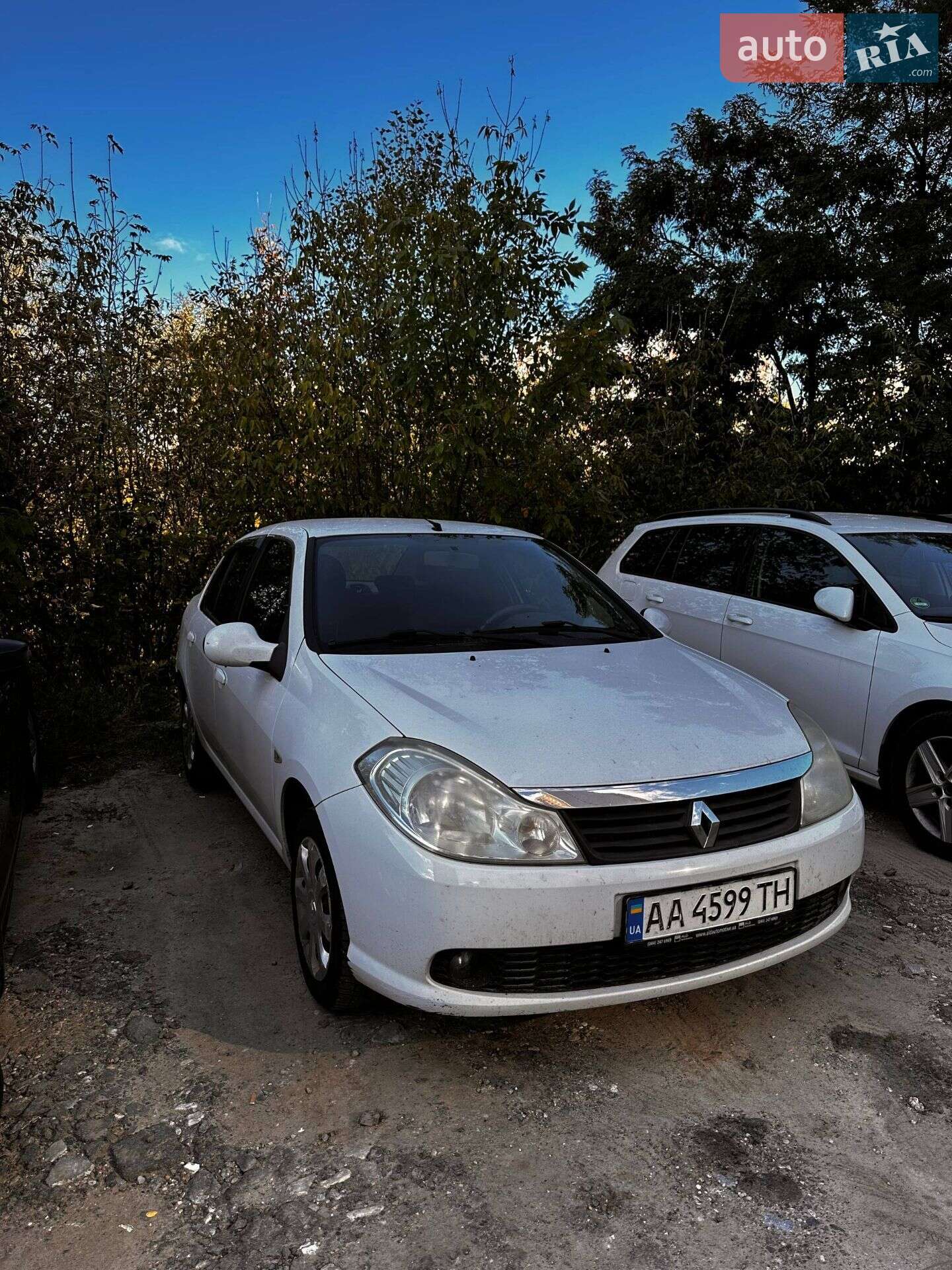 RENAULT CLIO 2010