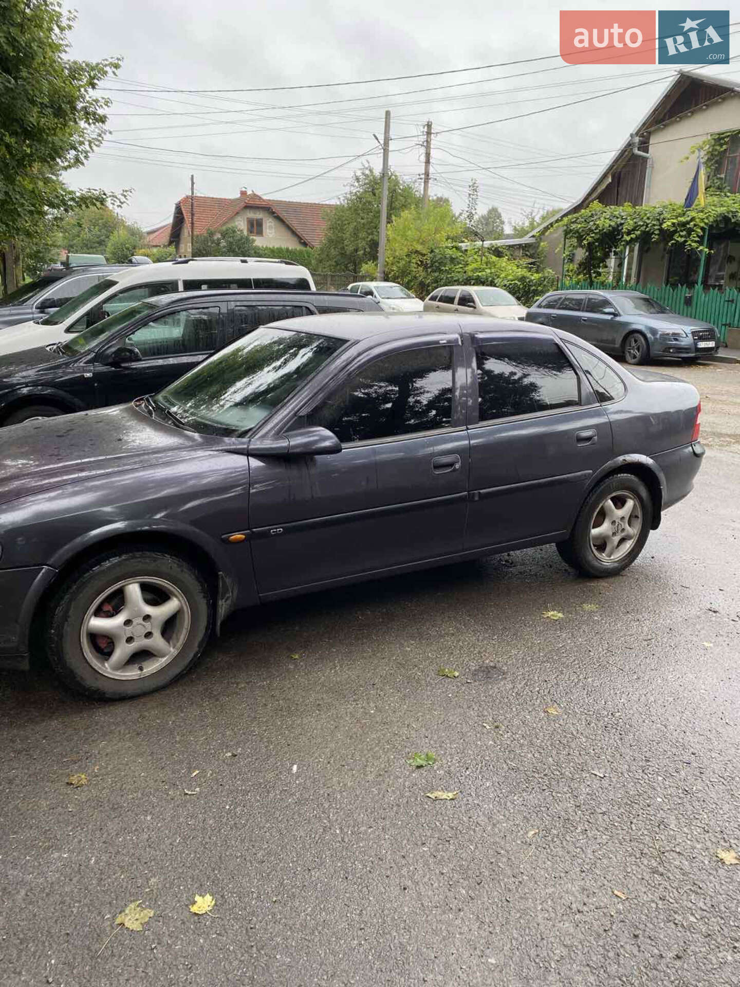 Головне фото звіту автомобіля OPEL VECTRA 1997