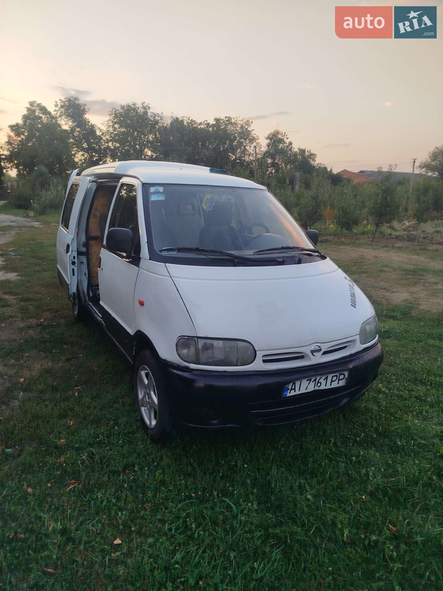 NISSAN VANETTE 2000