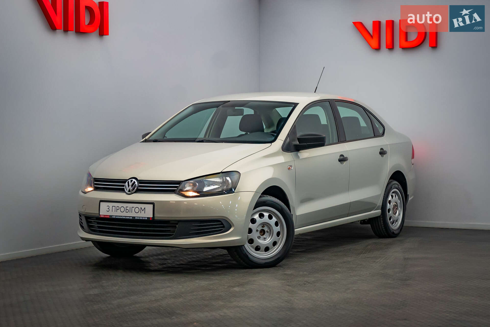VOLKSWAGEN POLO 2011