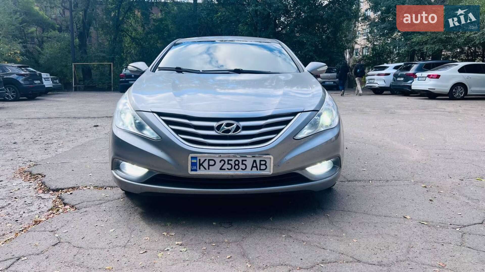 Головне фото звіту автомобіля HYUNDAI SONATA 2010