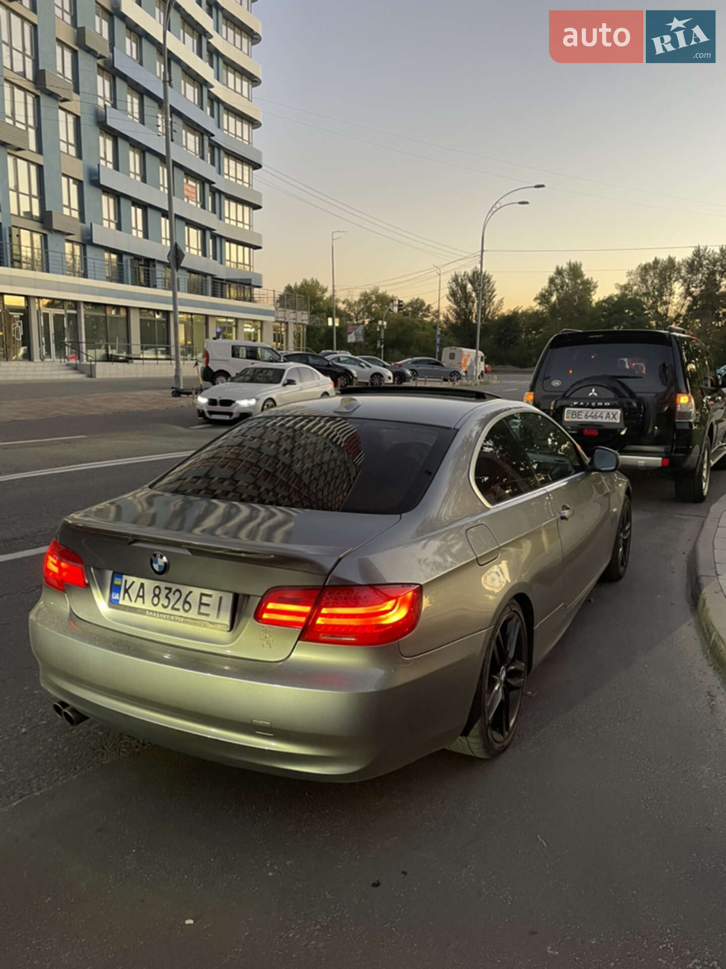 BMW 328 2011