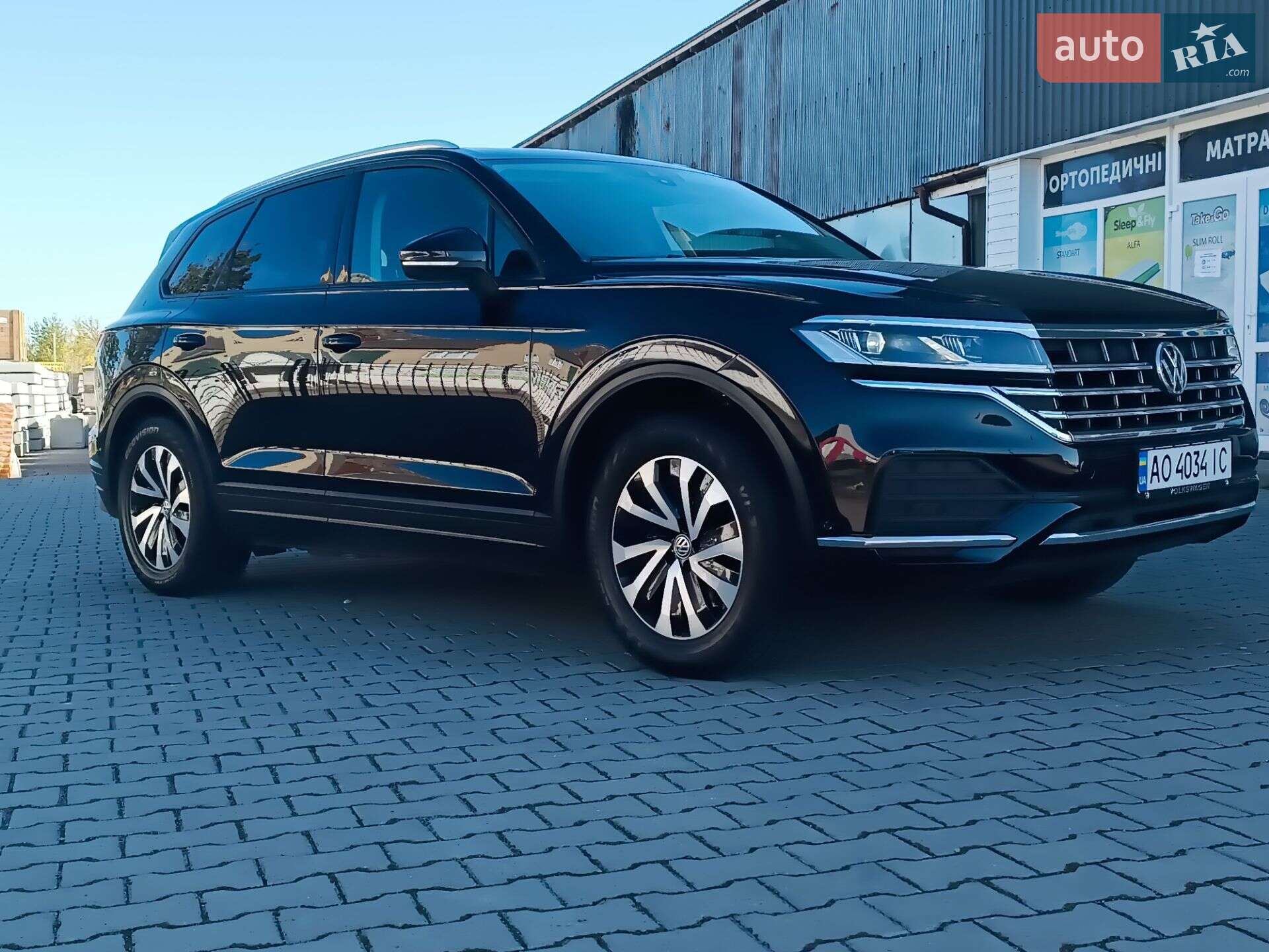 VOLKSWAGEN TOUAREG 2019