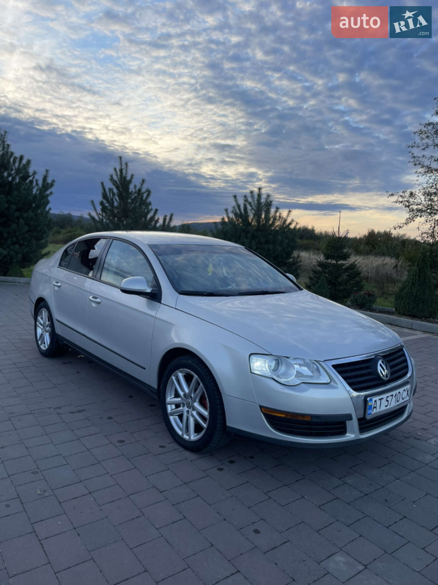 VOLKSWAGEN PASSAT 2009