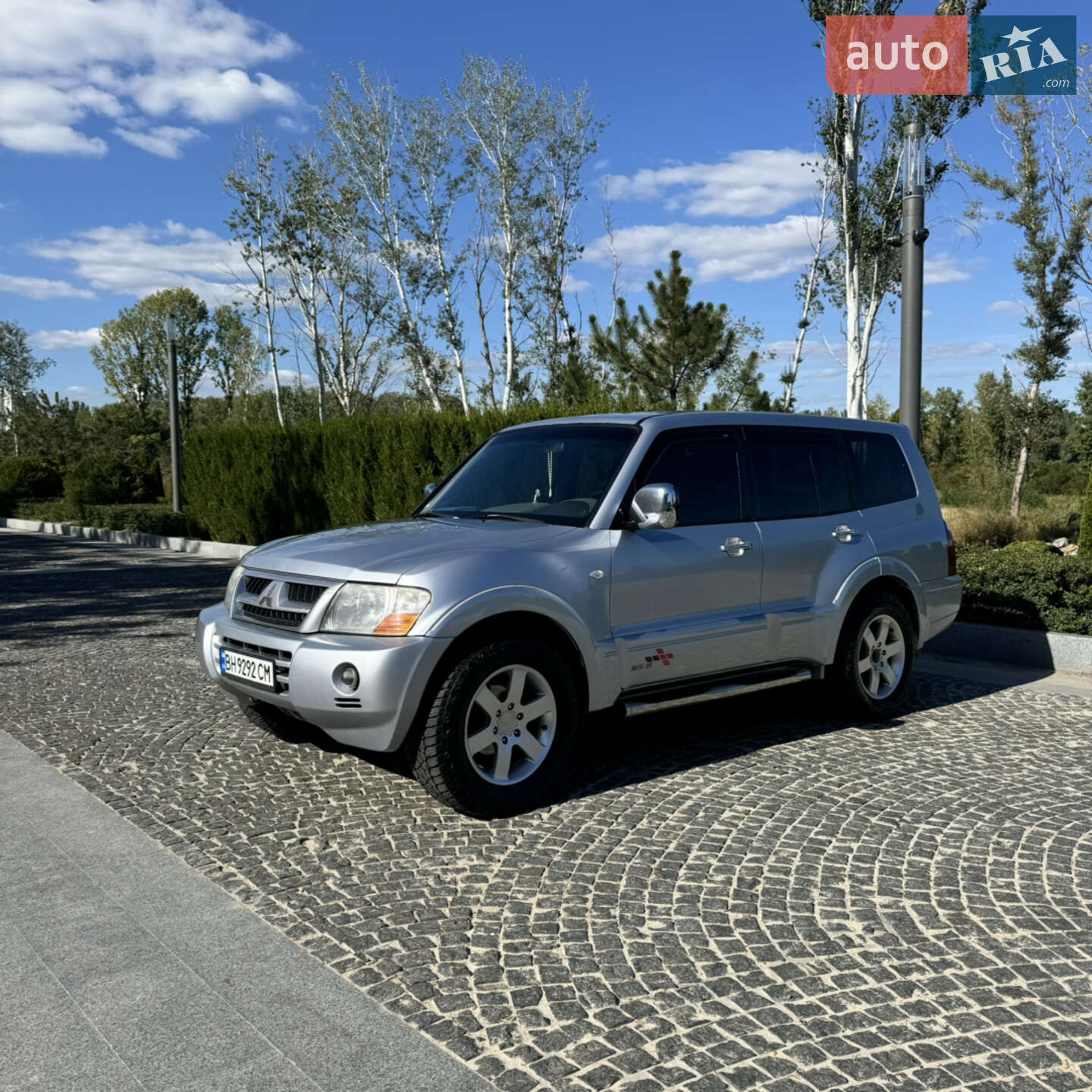 MITSUBISHI PAJERO 2004