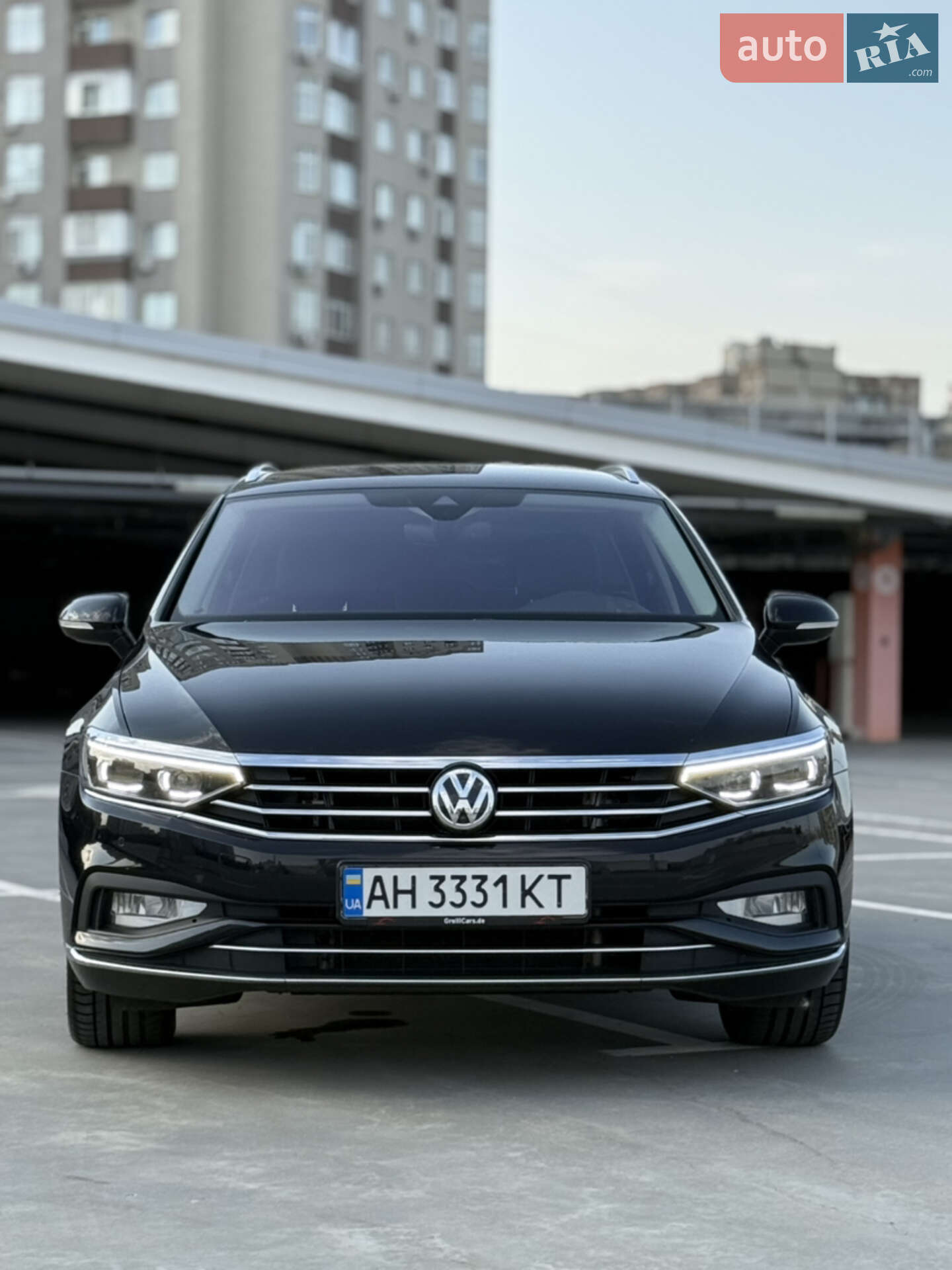 VOLKSWAGEN PASSAT 2019