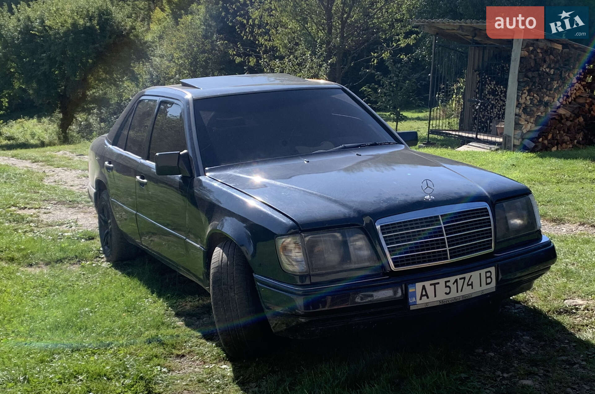 MERCEDES-BENZ E 220 1995