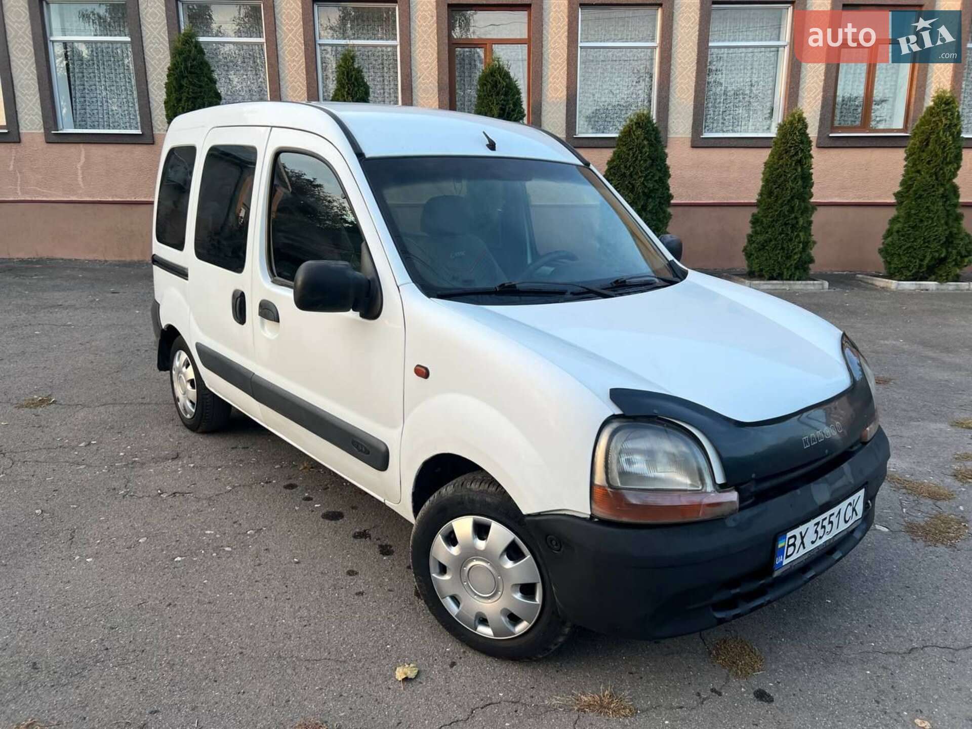 Головне фото звіту автомобіля RENAULT KANGOO 2001