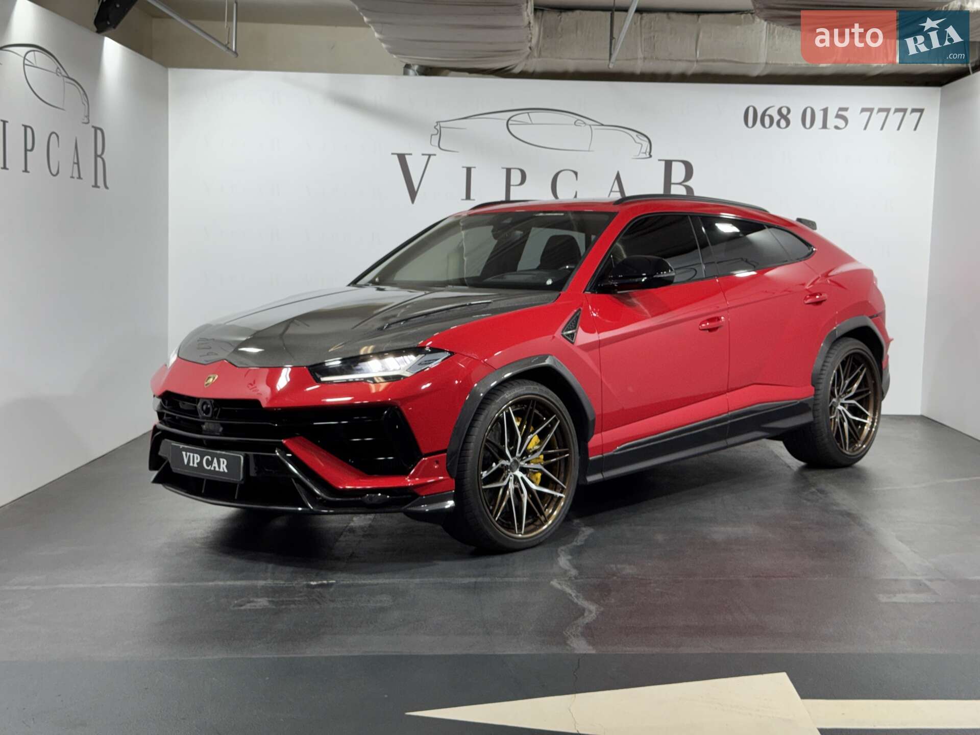 Головне фото звіту автомобіля LAMBORGHINI URUS 2021
