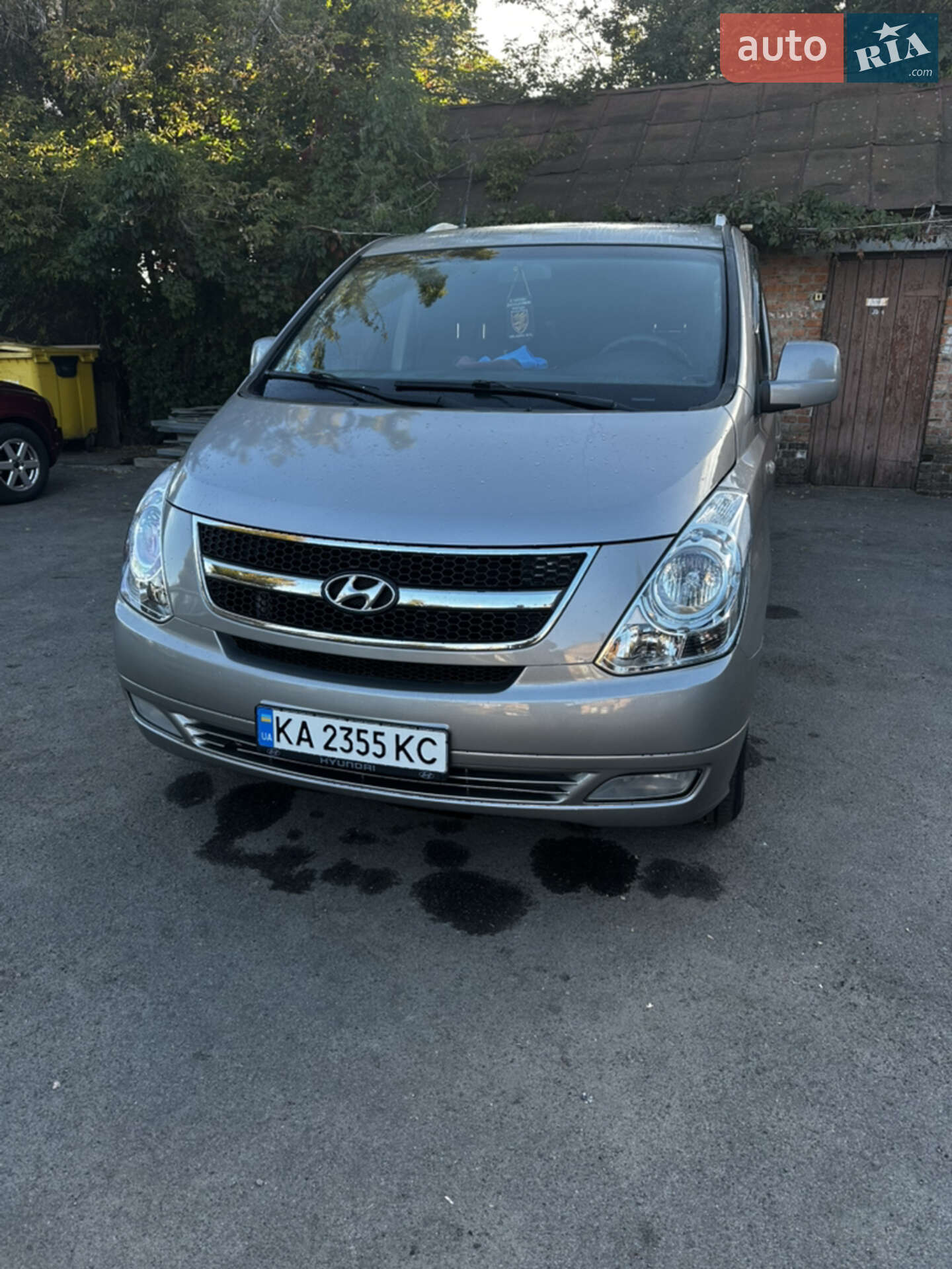 HYUNDAI H-1 2012