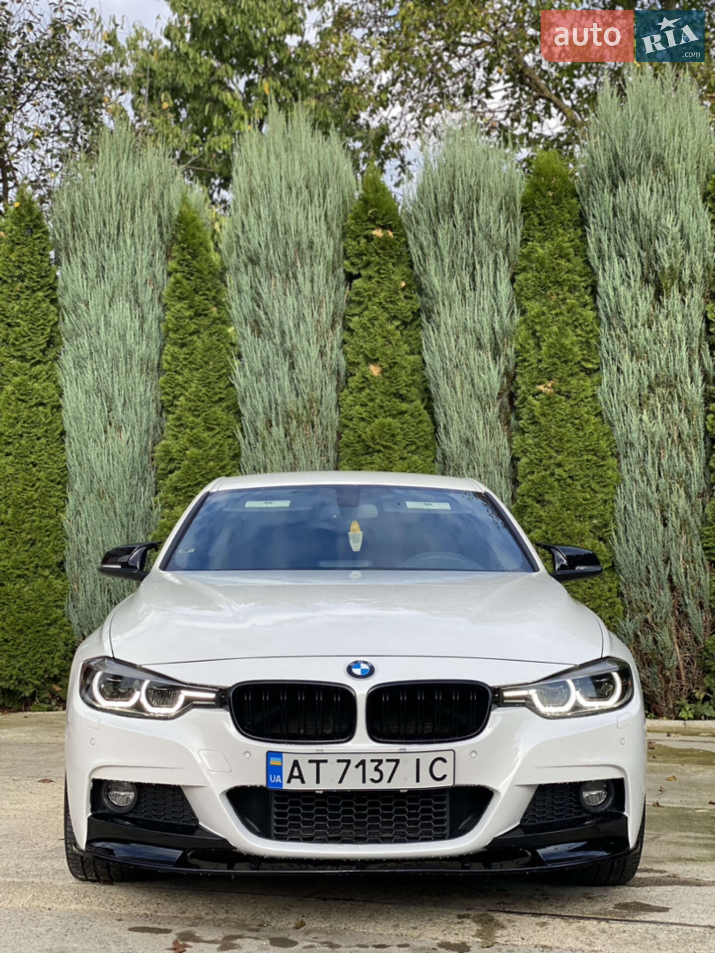 BMW 330I