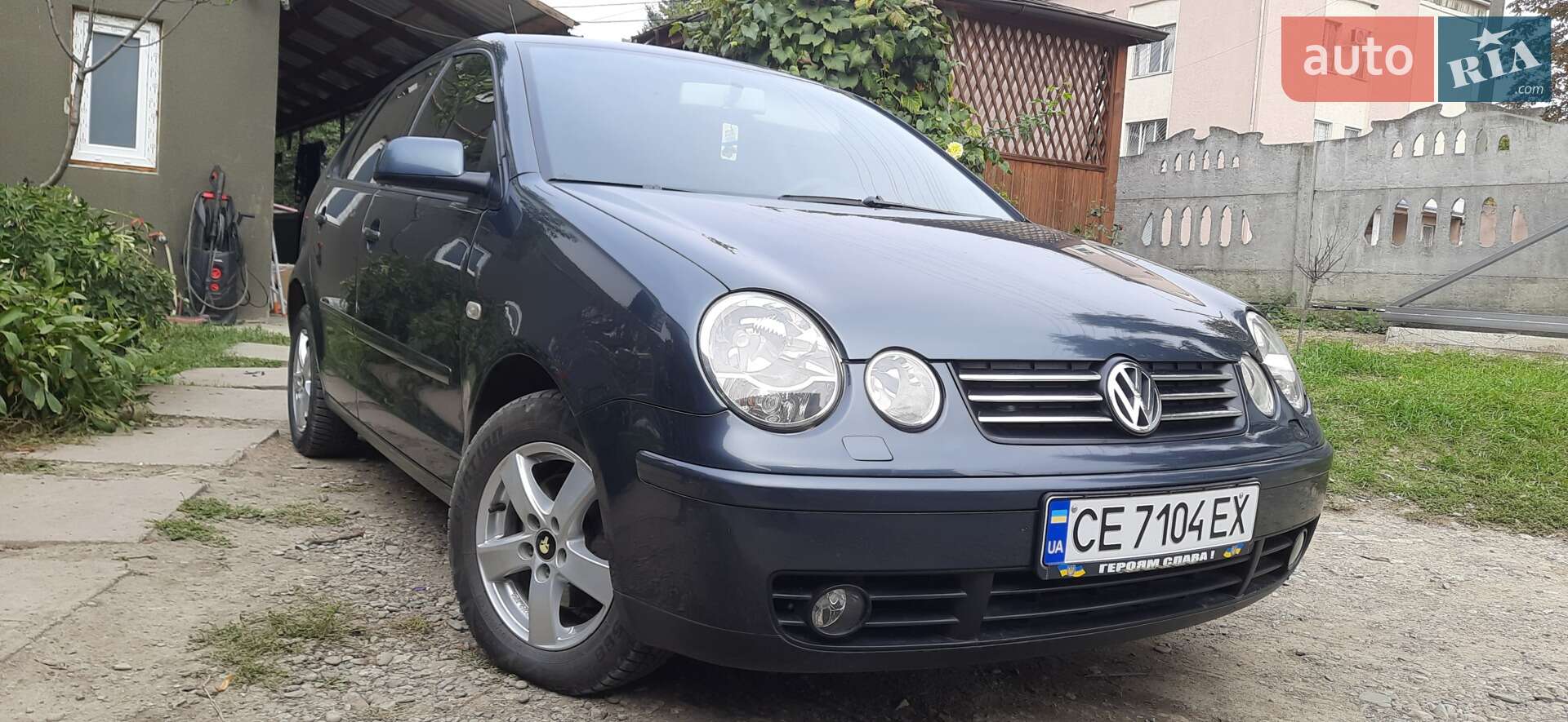 VOLKSWAGEN POLO 2002